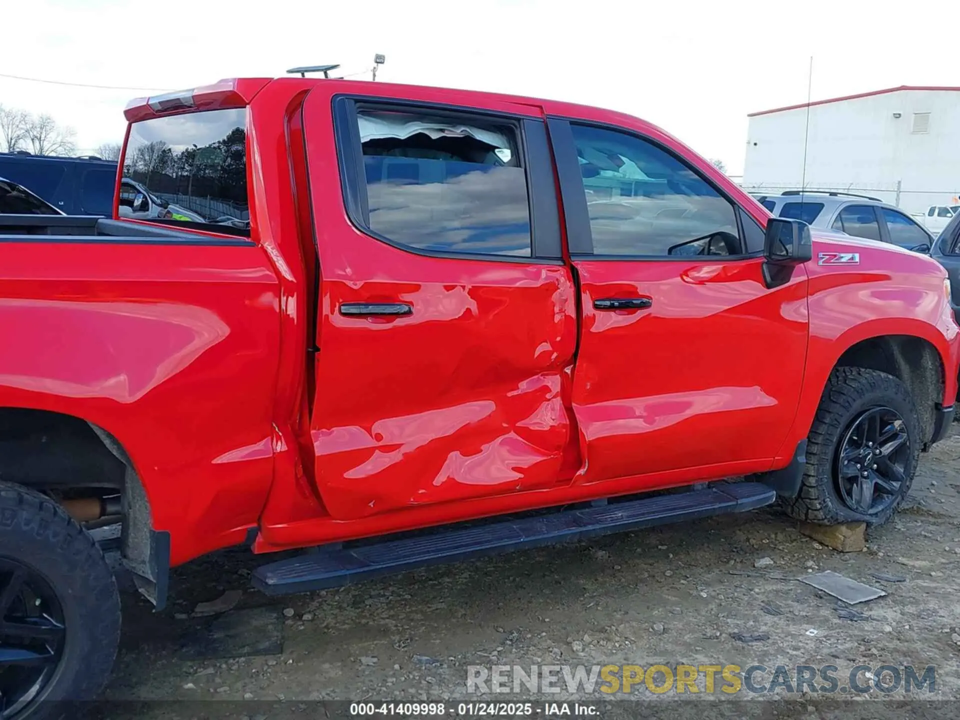 6 Photograph of a damaged car 3GCPDFEK9NG648651 CHEVROLET SILVERADO 1500 2022
