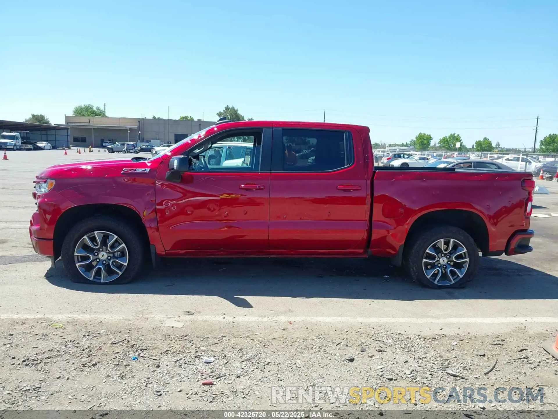 14 Photograph of a damaged car 3GCUDEED1NG600933 CHEVROLET SILVERADO 1500 2022