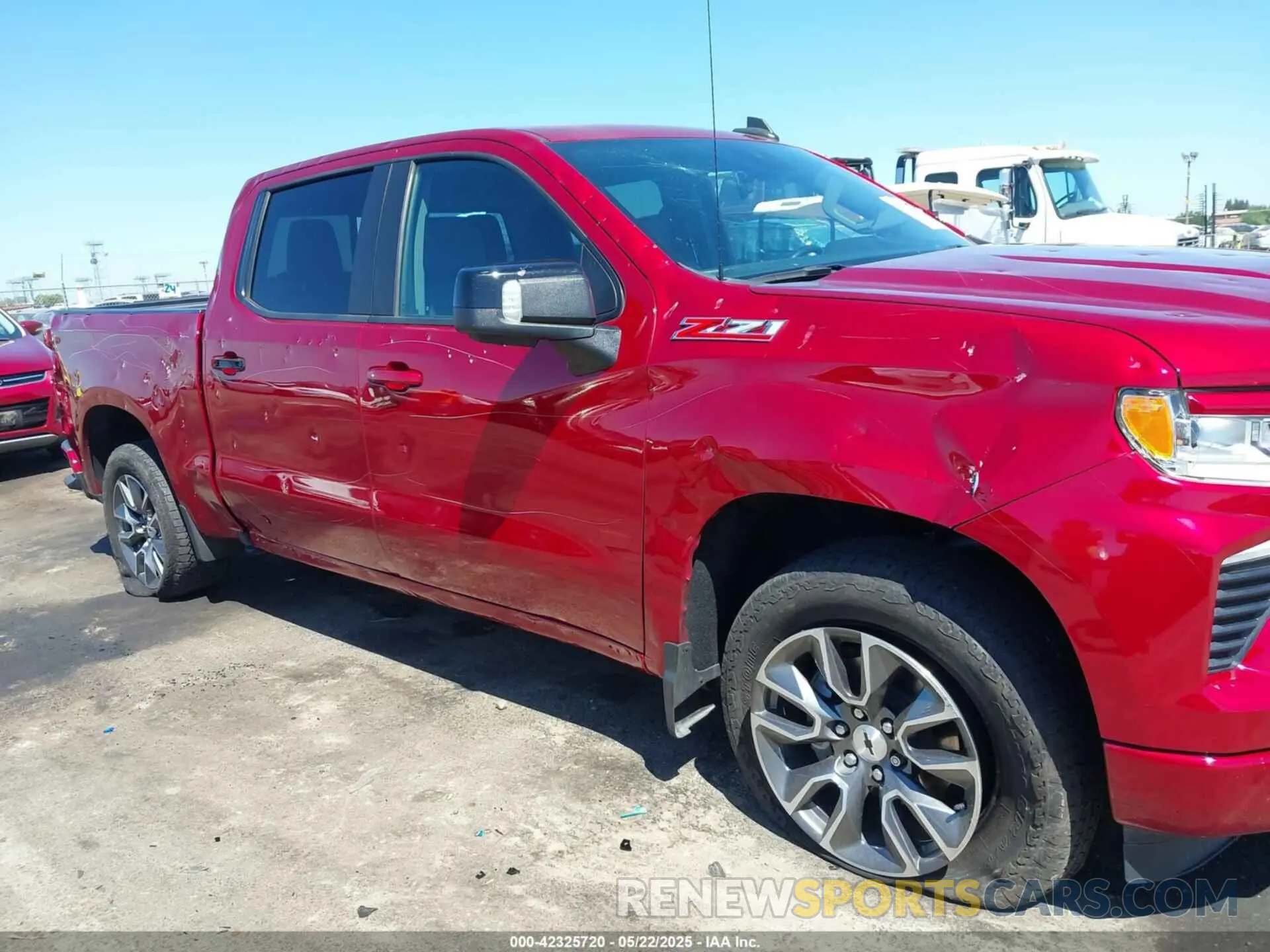 6 Photograph of a damaged car 3GCUDEED1NG600933 CHEVROLET SILVERADO 1500 2022