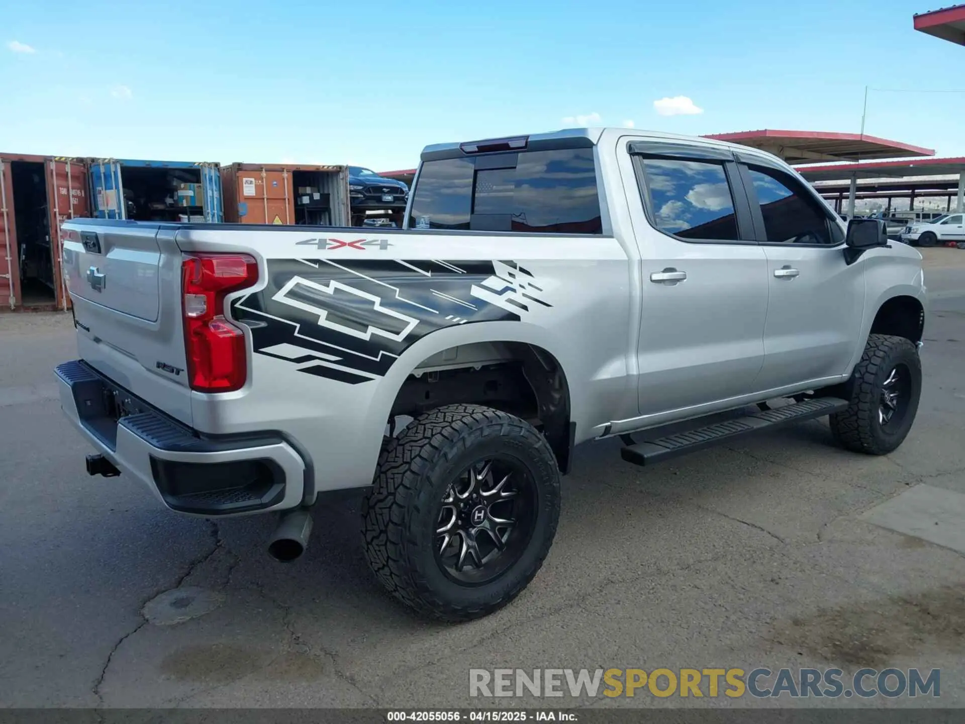 4 Photograph of a damaged car 3GCUDEEDXNG513368 CHEVROLET SILVERADO 1500 2022