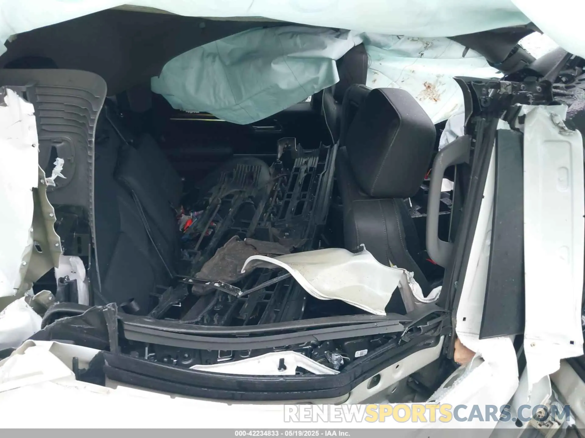 8 Photograph of a damaged car 3GCUDFED0NG647859 CHEVROLET SILVERADO 1500 2022