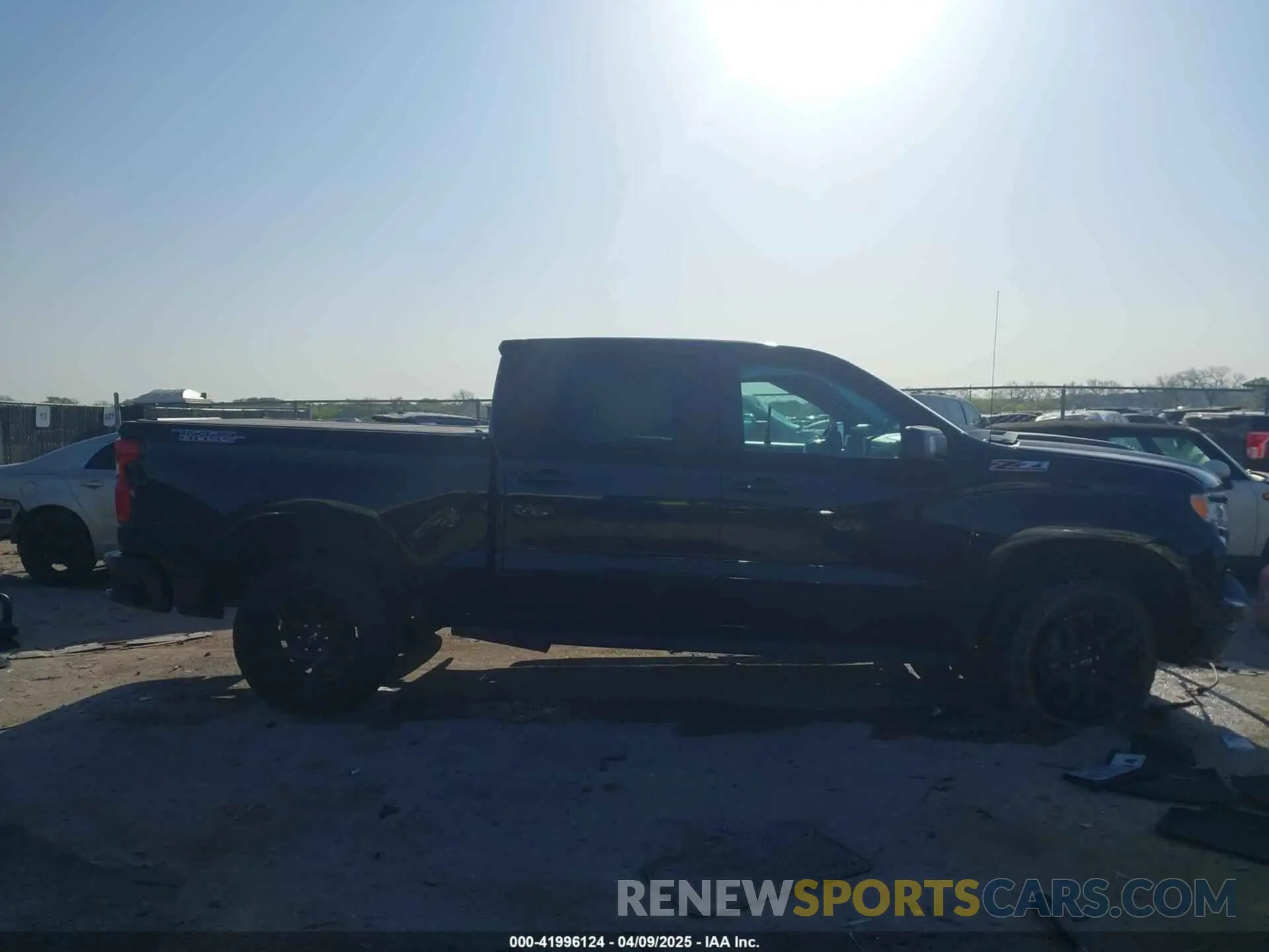 13 Photograph of a damaged car 3GCUDFED1NG614501 CHEVROLET SILVERADO 1500 2022