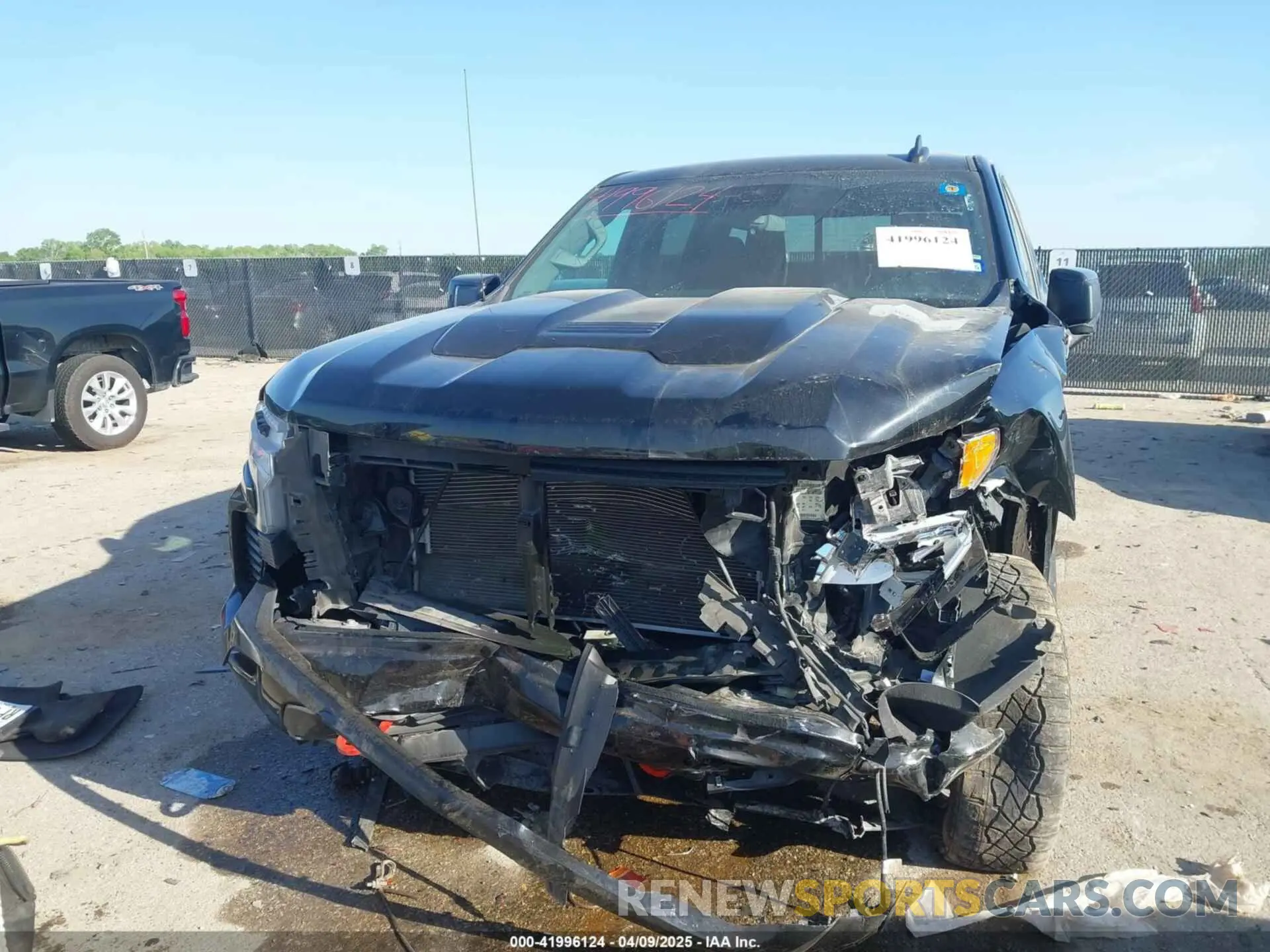 6 Photograph of a damaged car 3GCUDFED1NG614501 CHEVROLET SILVERADO 1500 2022