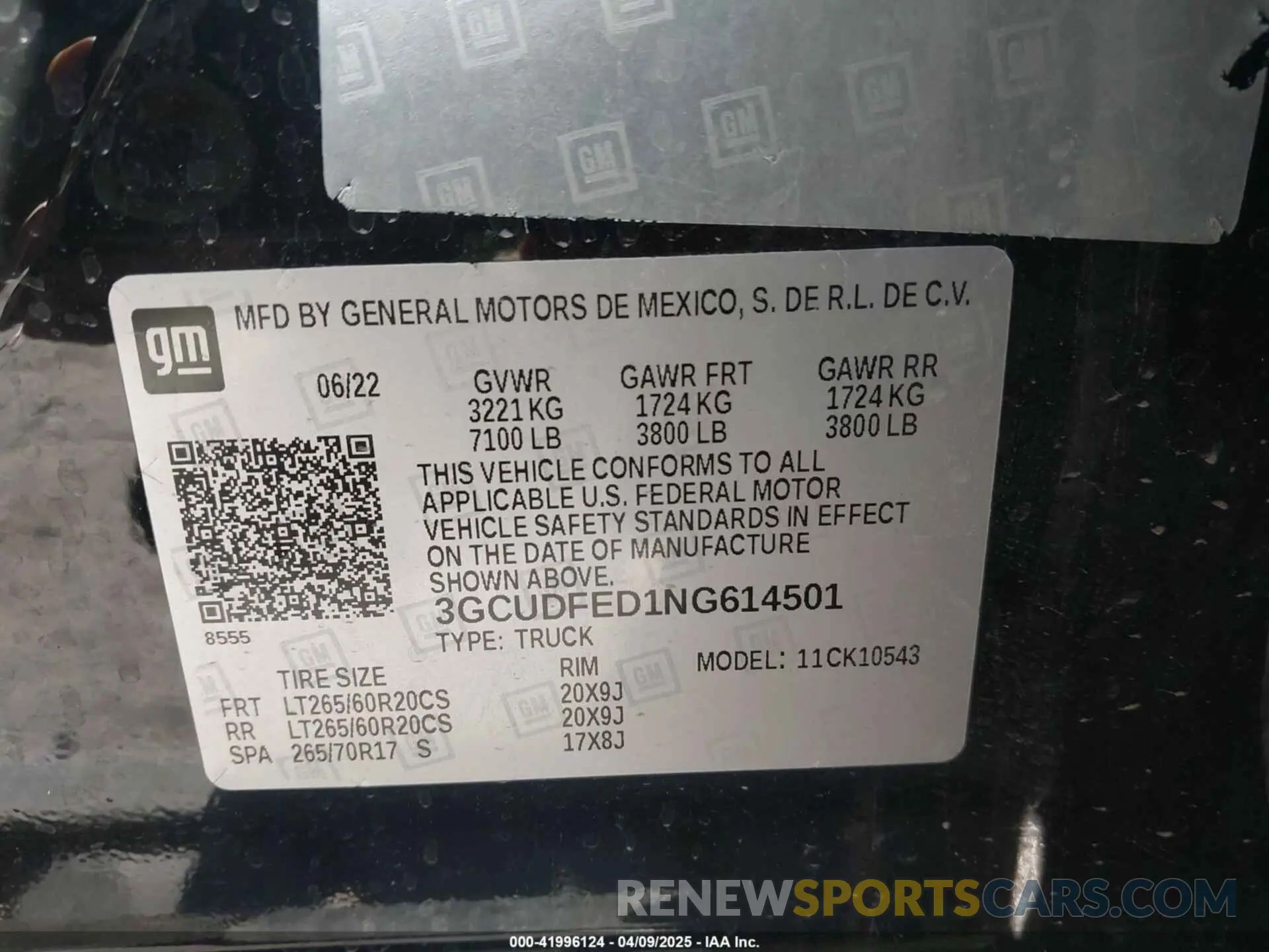 9 Photograph of a damaged car 3GCUDFED1NG614501 CHEVROLET SILVERADO 1500 2022