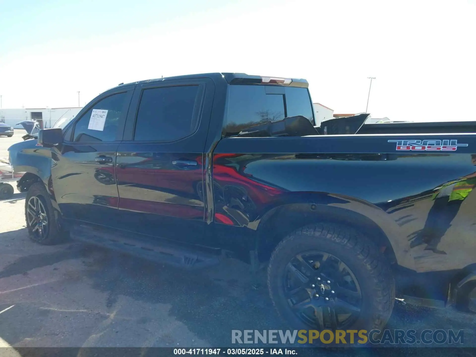 14 Photograph of a damaged car 3GCUDFED3NG621160 CHEVROLET SILVERADO 1500 2022