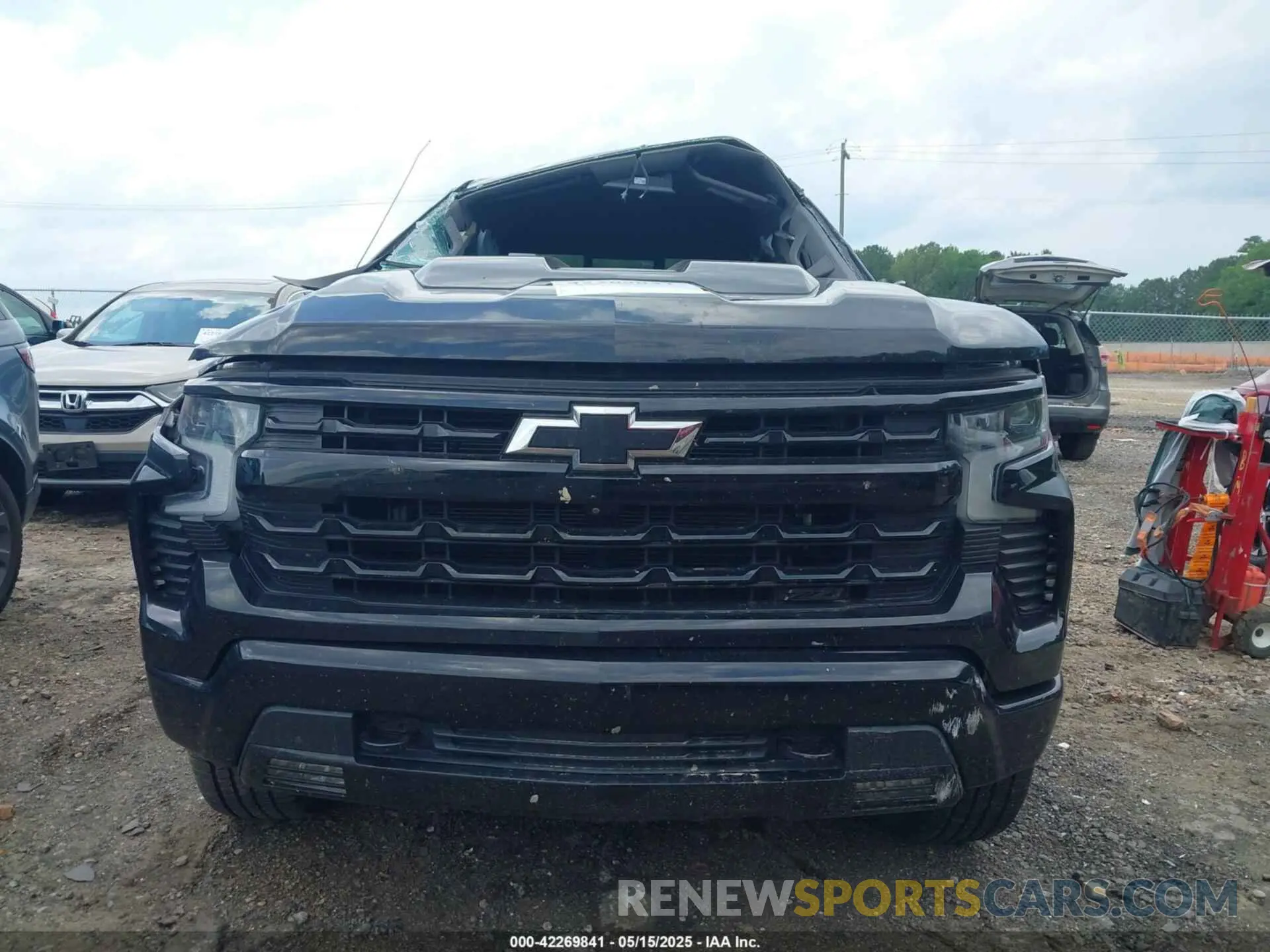 11 Photograph of a damaged car 3GCUDFEDXNG527387 CHEVROLET SILVERADO 1500 2022