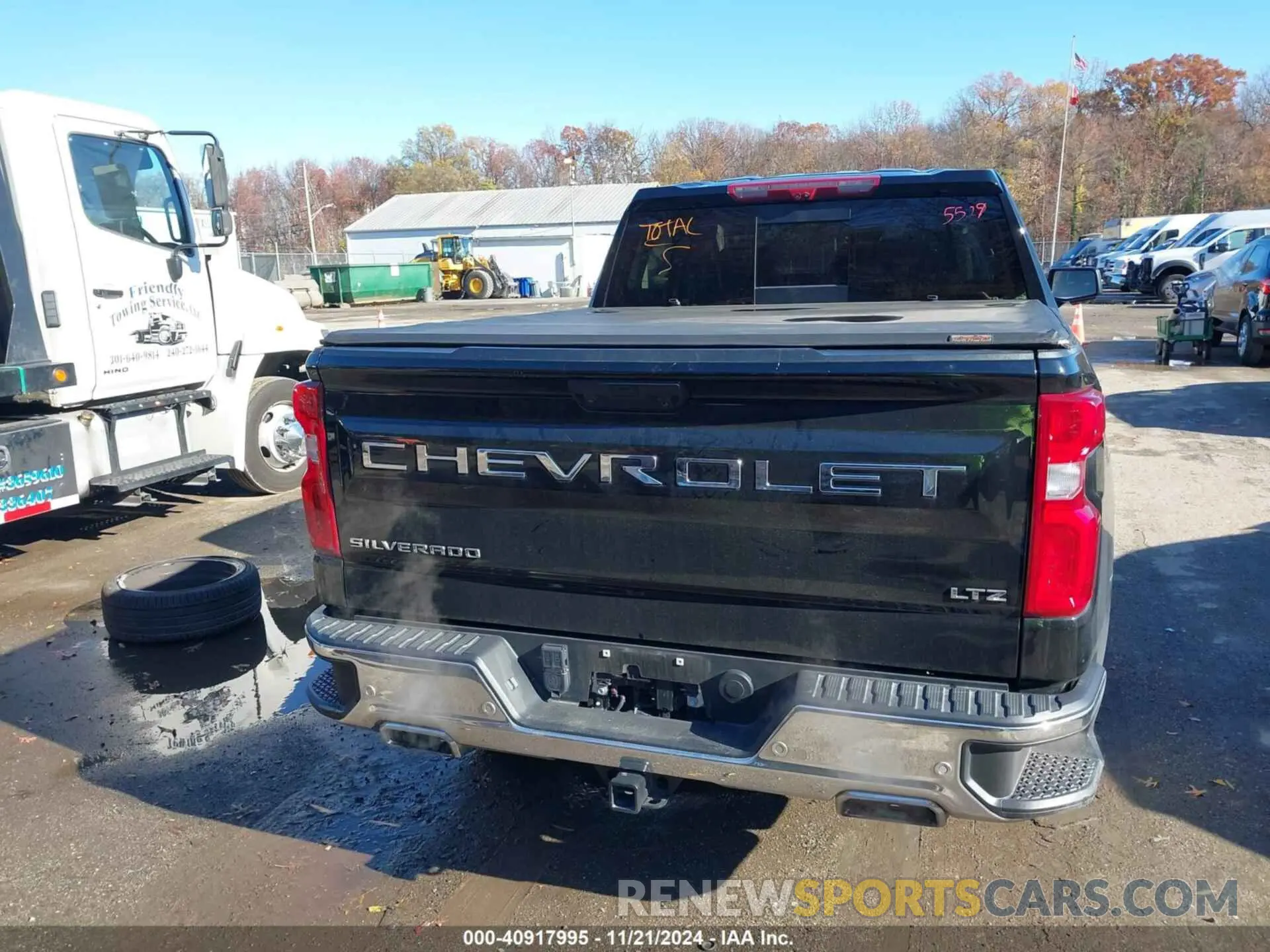 17 Photograph of a damaged car 3GCUDGED6NG517803 CHEVROLET SILVERADO 1500 2022