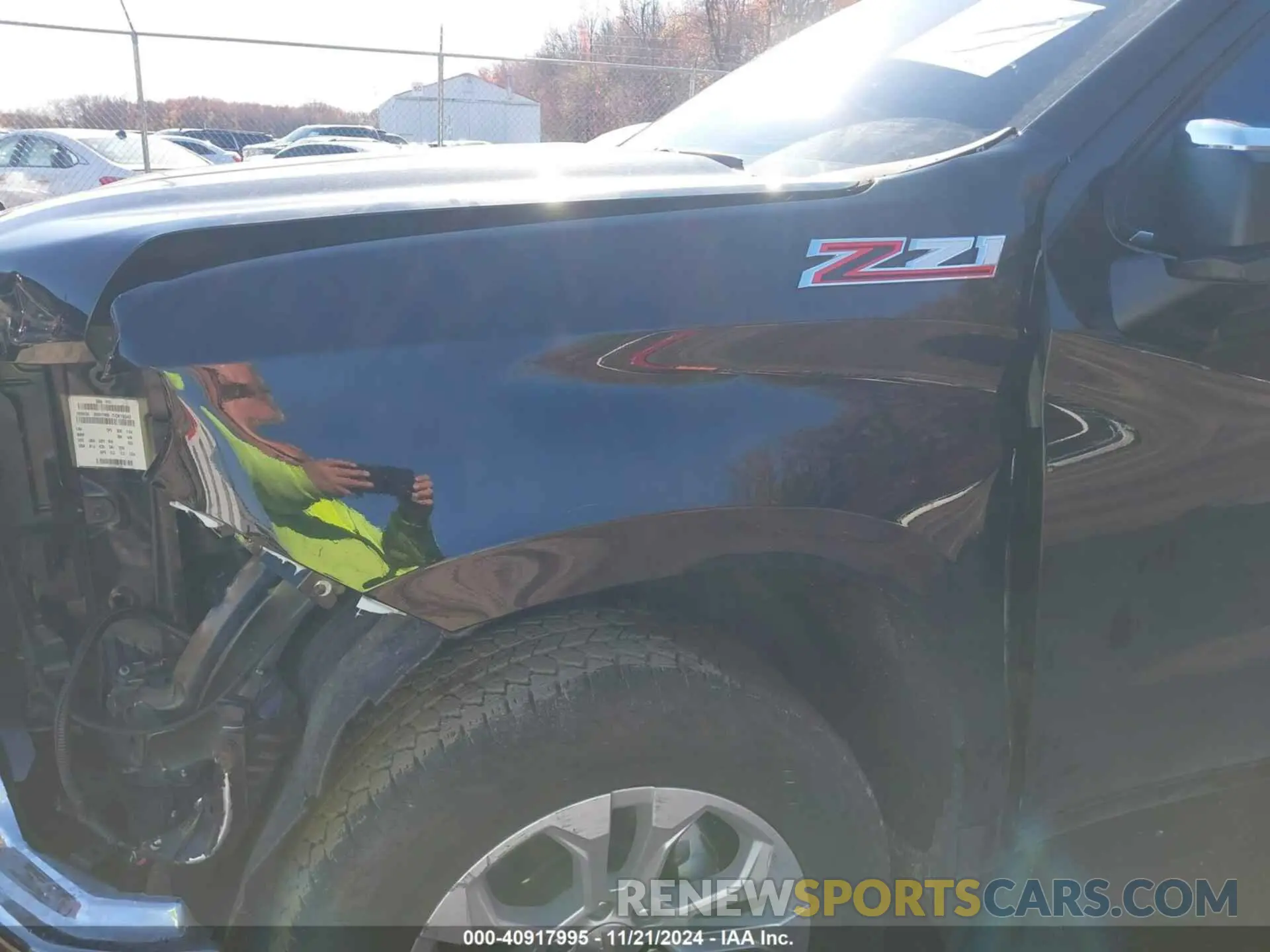 18 Photograph of a damaged car 3GCUDGED6NG517803 CHEVROLET SILVERADO 1500 2022