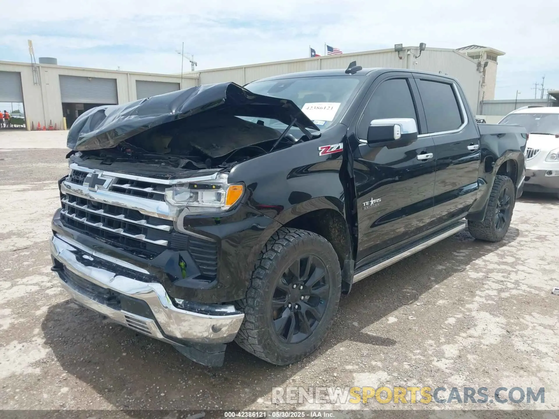 2 Photograph of a damaged car 3GCUDGED9NG533123 CHEVROLET SILVERADO 1500 2022