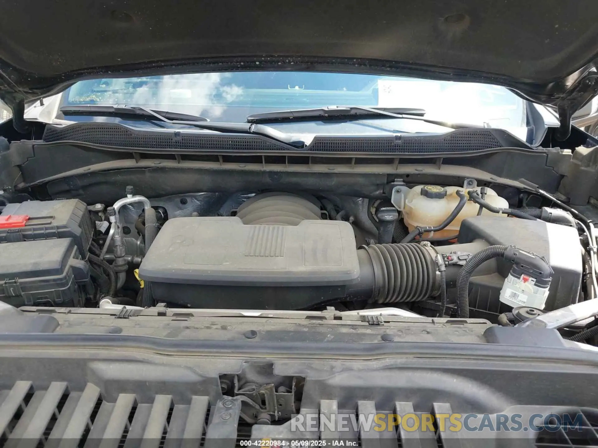 10 Photograph of a damaged car 3GCUDHEL1NG579610 CHEVROLET SILVERADO 1500 2022