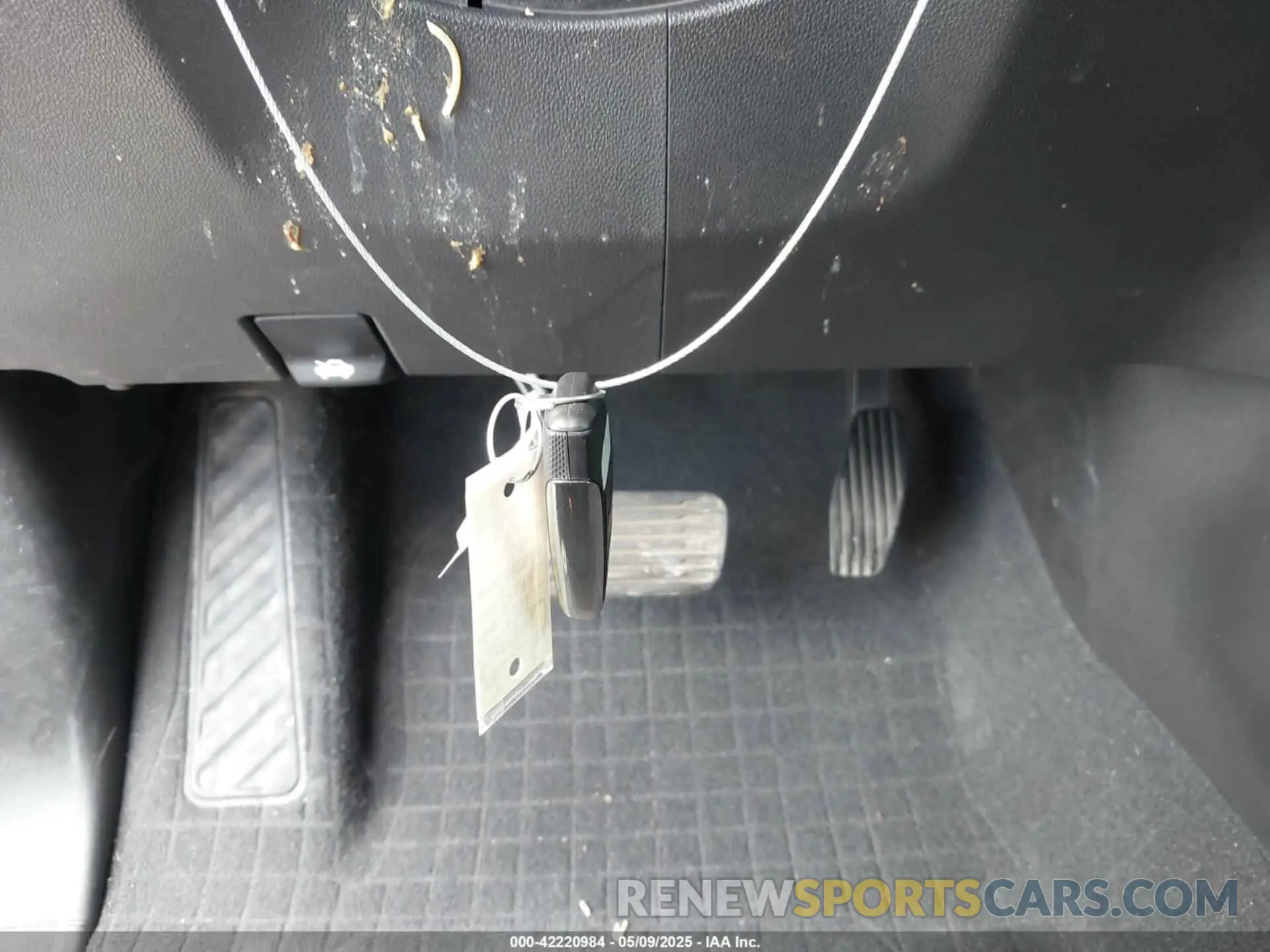 11 Photograph of a damaged car 3GCUDHEL1NG579610 CHEVROLET SILVERADO 1500 2022