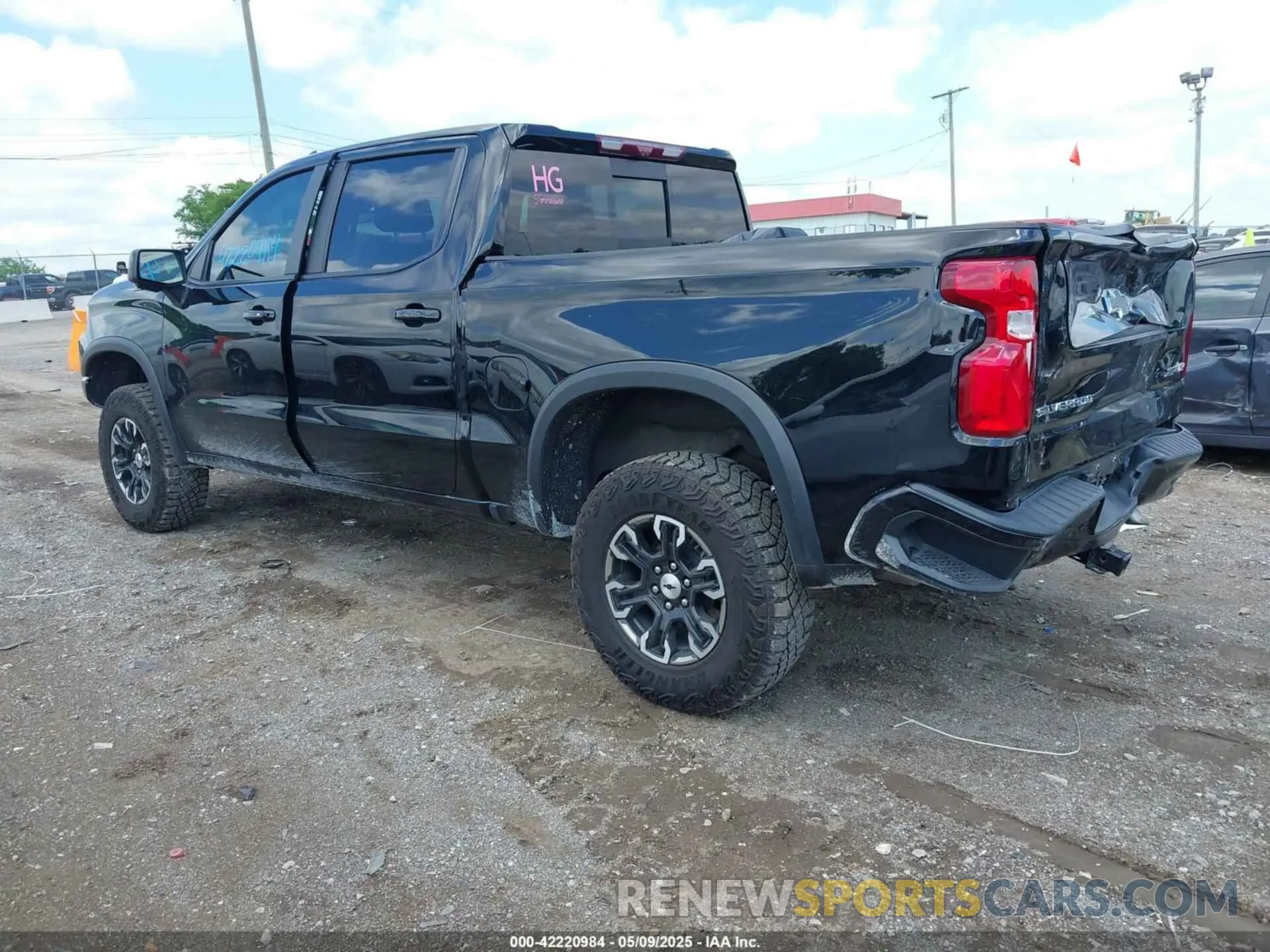 3 Photograph of a damaged car 3GCUDHEL1NG579610 CHEVROLET SILVERADO 1500 2022