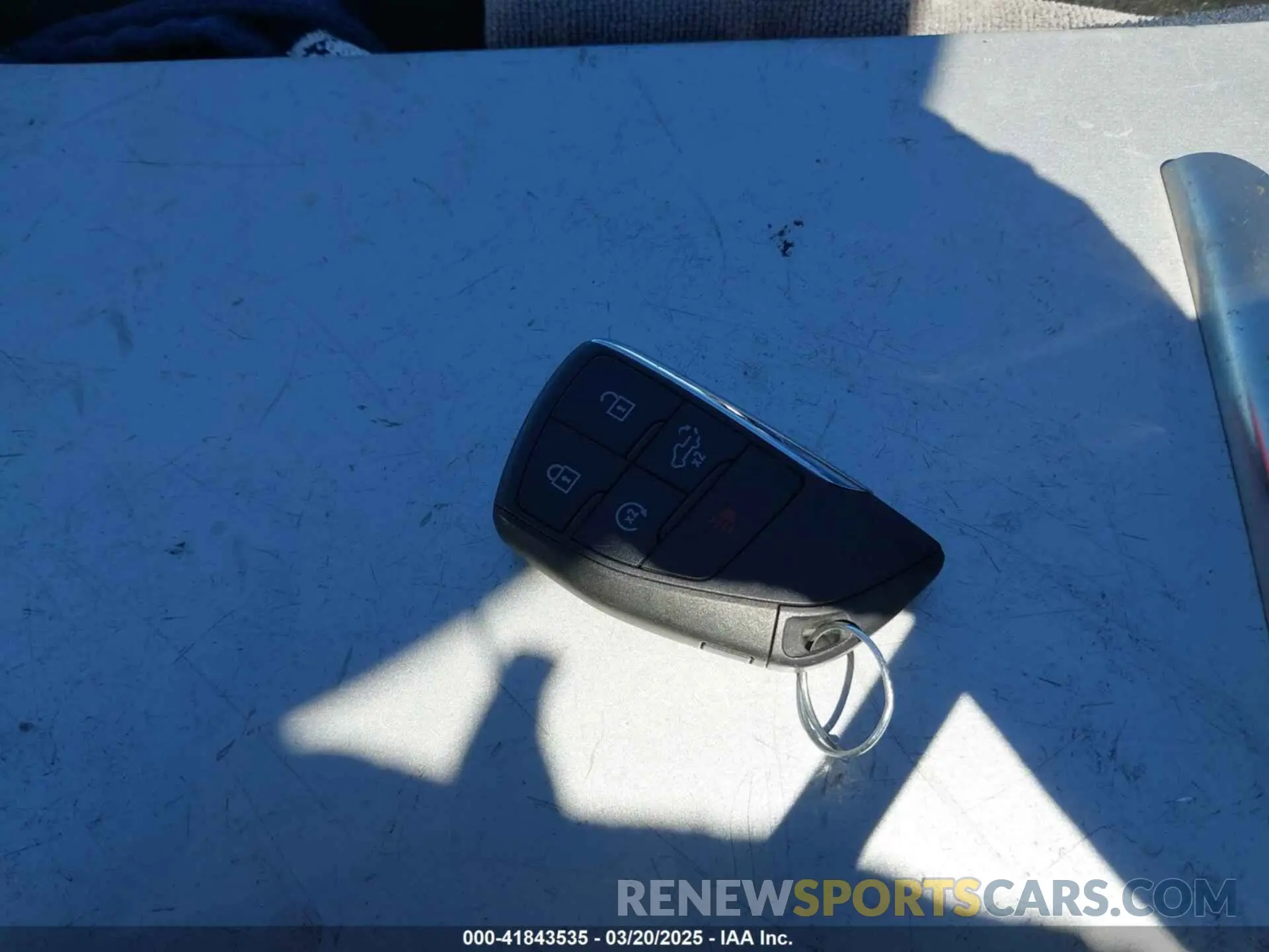 11 Photograph of a damaged car 3GCUDHEL3NG584503 CHEVROLET SILVERADO 1500 2022
