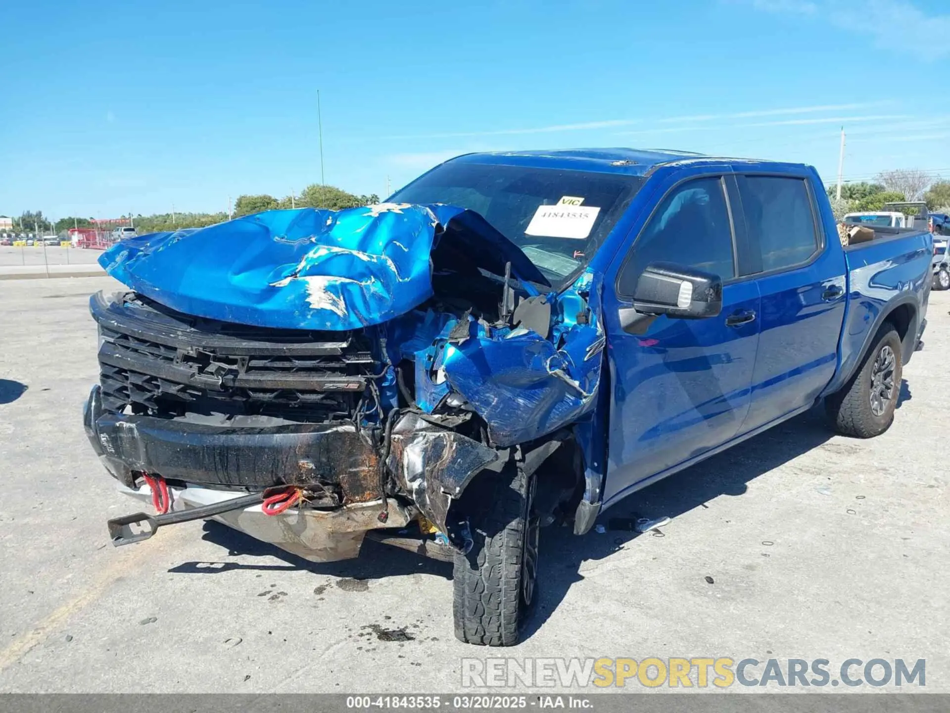 2 Photograph of a damaged car 3GCUDHEL3NG584503 CHEVROLET SILVERADO 1500 2022