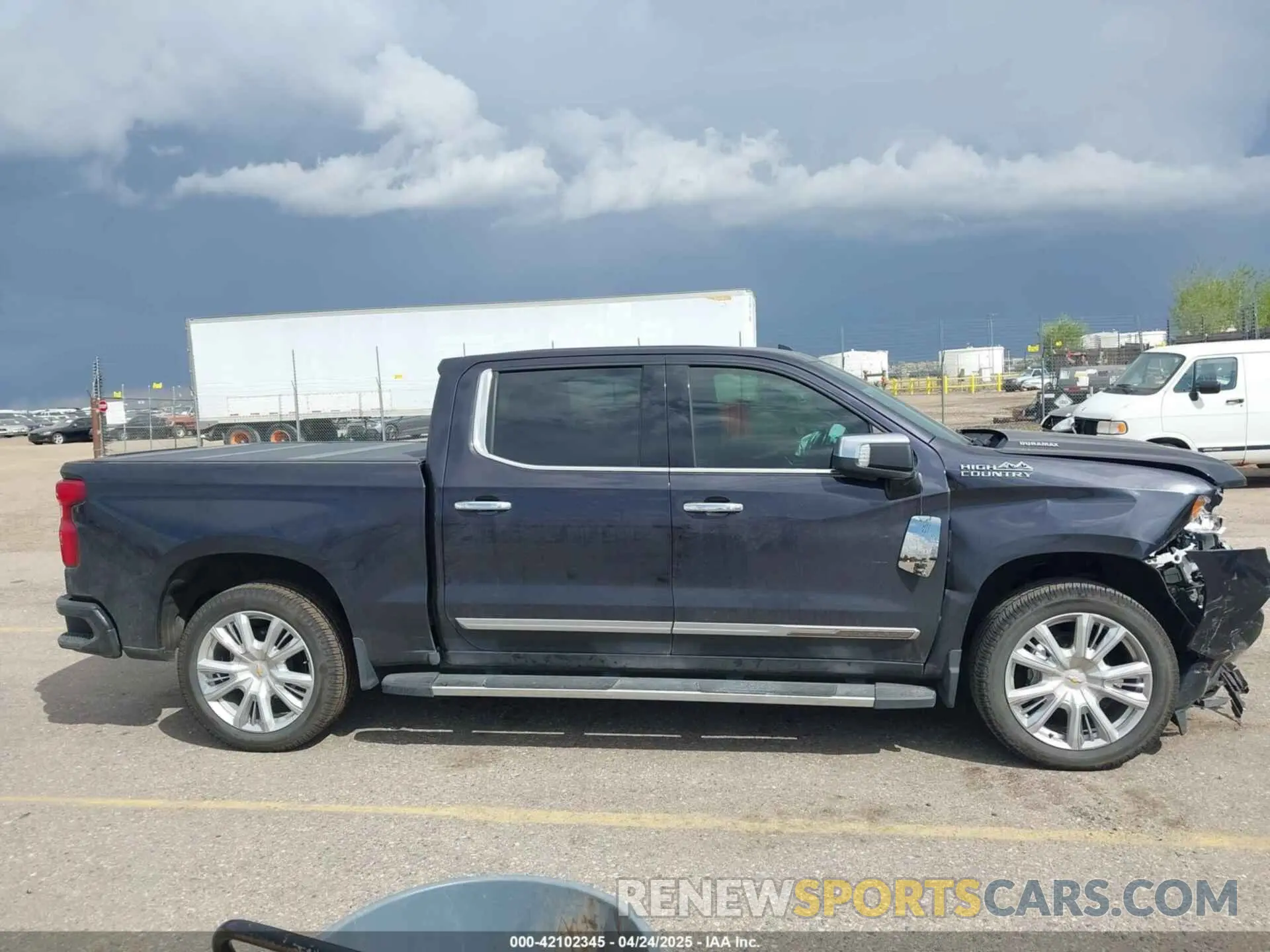 13 Photograph of a damaged car 3GCUDJET8NG690212 CHEVROLET SILVERADO 1500 2022