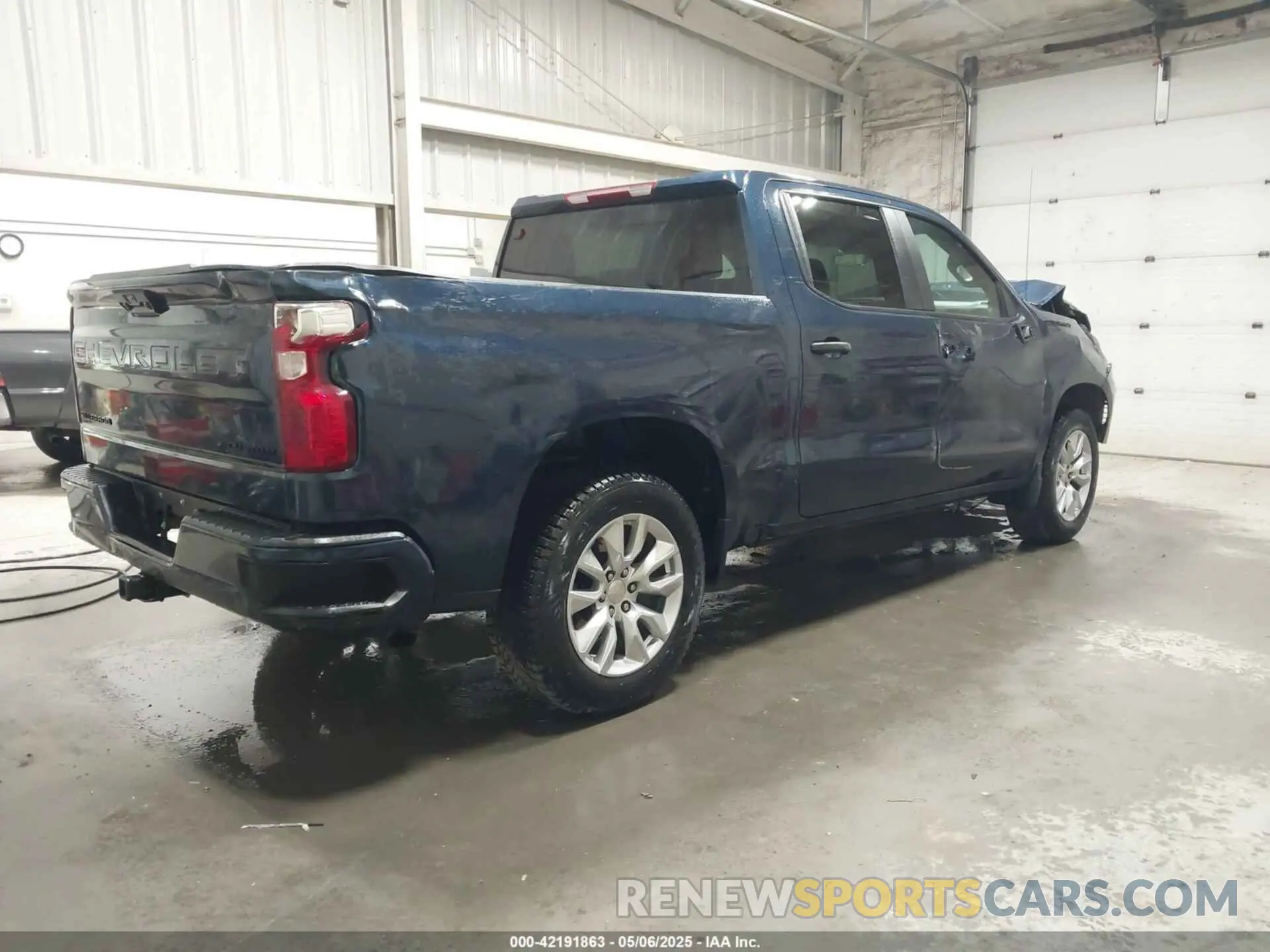 4 Photograph of a damaged car 1GCPABEK0PZ155669 CHEVROLET SILVERADO 1500 2023