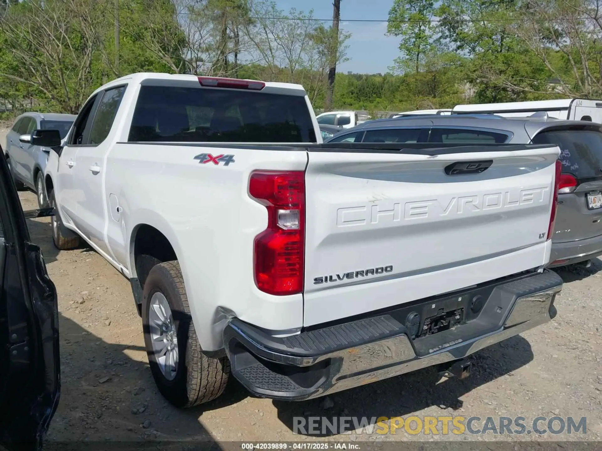 3 Photograph of a damaged car 1GCPDDEK2PZ313965 CHEVROLET SILVERADO 1500 2023