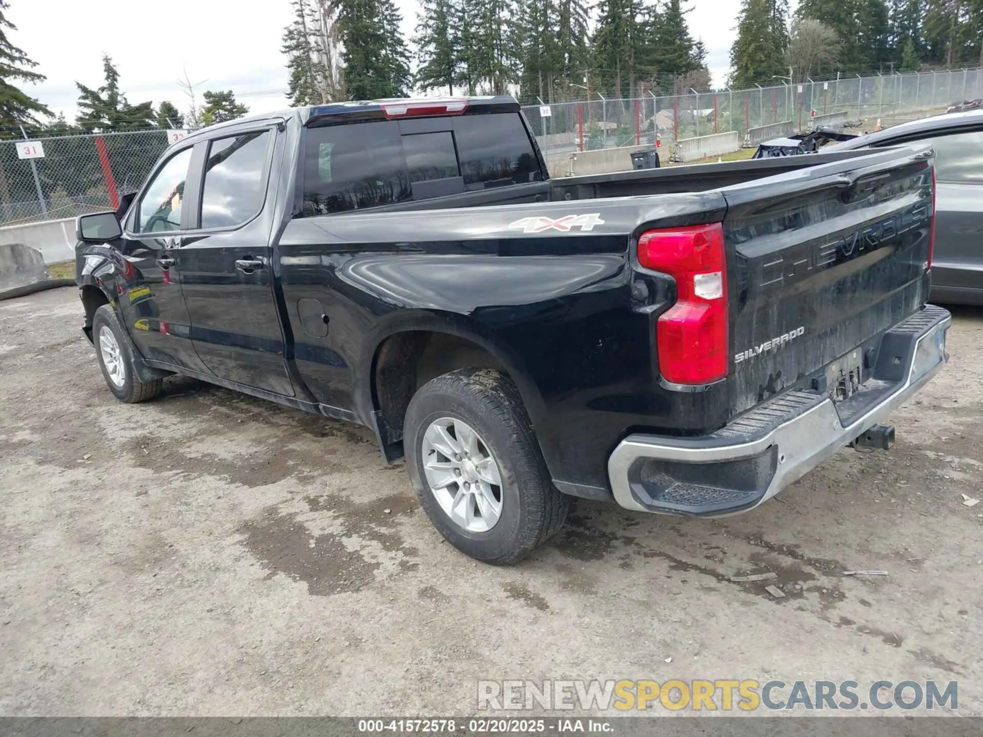 3 Photograph of a damaged car 1GCPDDEK7PZ283474 CHEVROLET SILVERADO 1500 2023