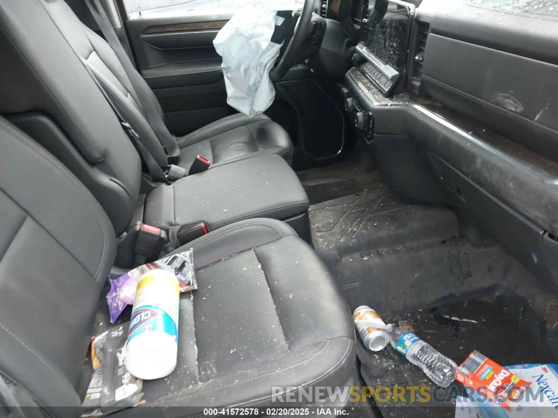 5 Photograph of a damaged car 1GCPDDEK7PZ283474 CHEVROLET SILVERADO 1500 2023