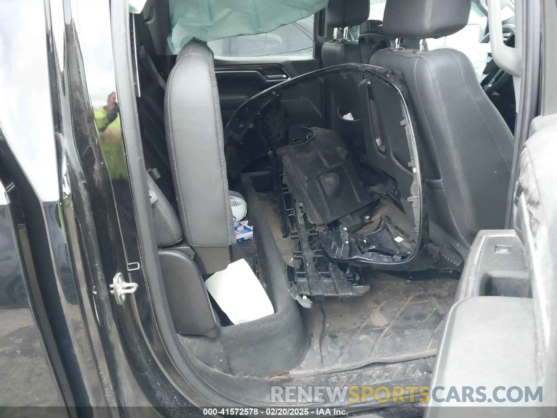 8 Photograph of a damaged car 1GCPDDEK7PZ283474 CHEVROLET SILVERADO 1500 2023