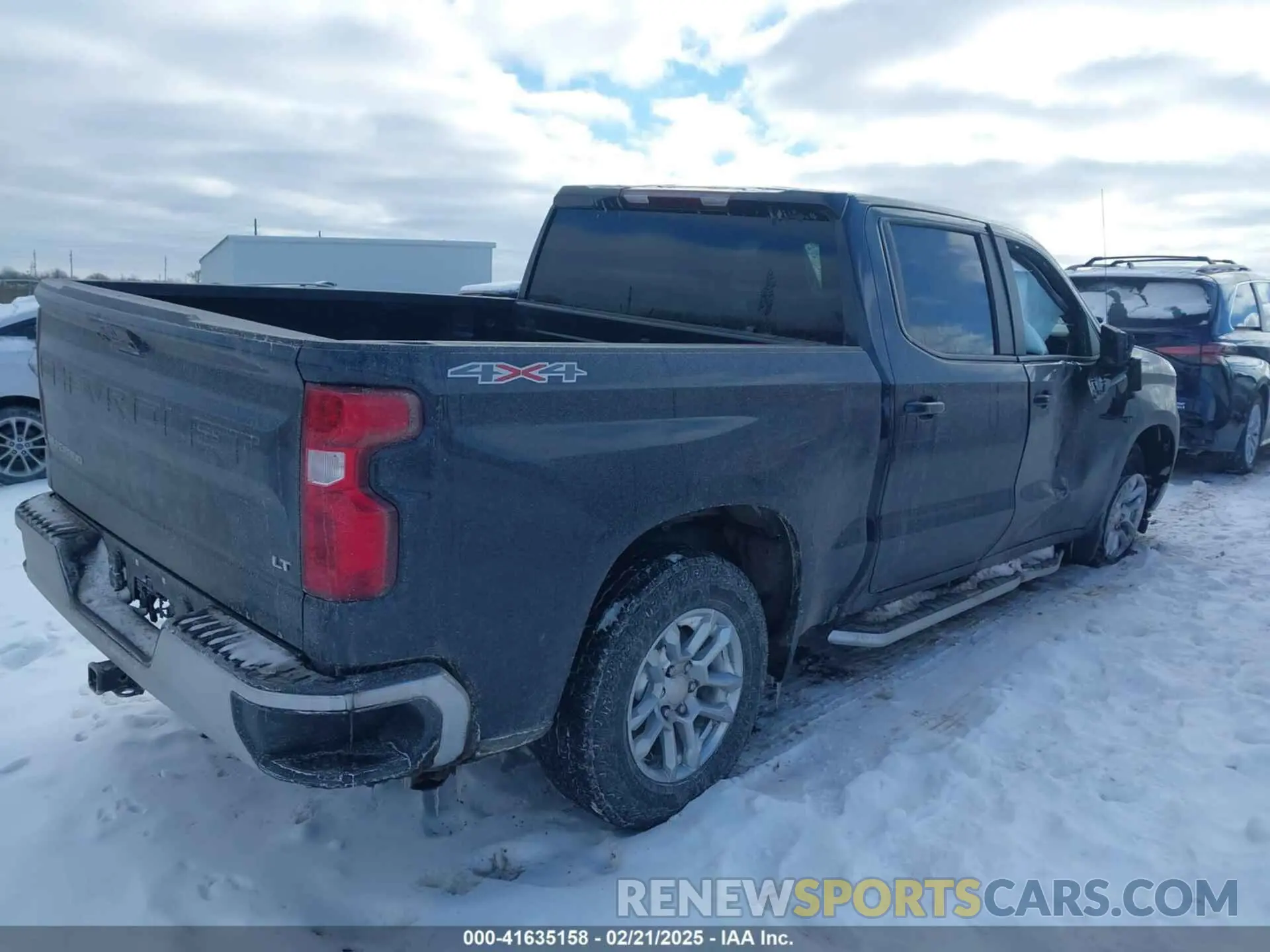 4 Photograph of a damaged car 1GCPDKEK5PZ191350 CHEVROLET SILVERADO 1500 2023