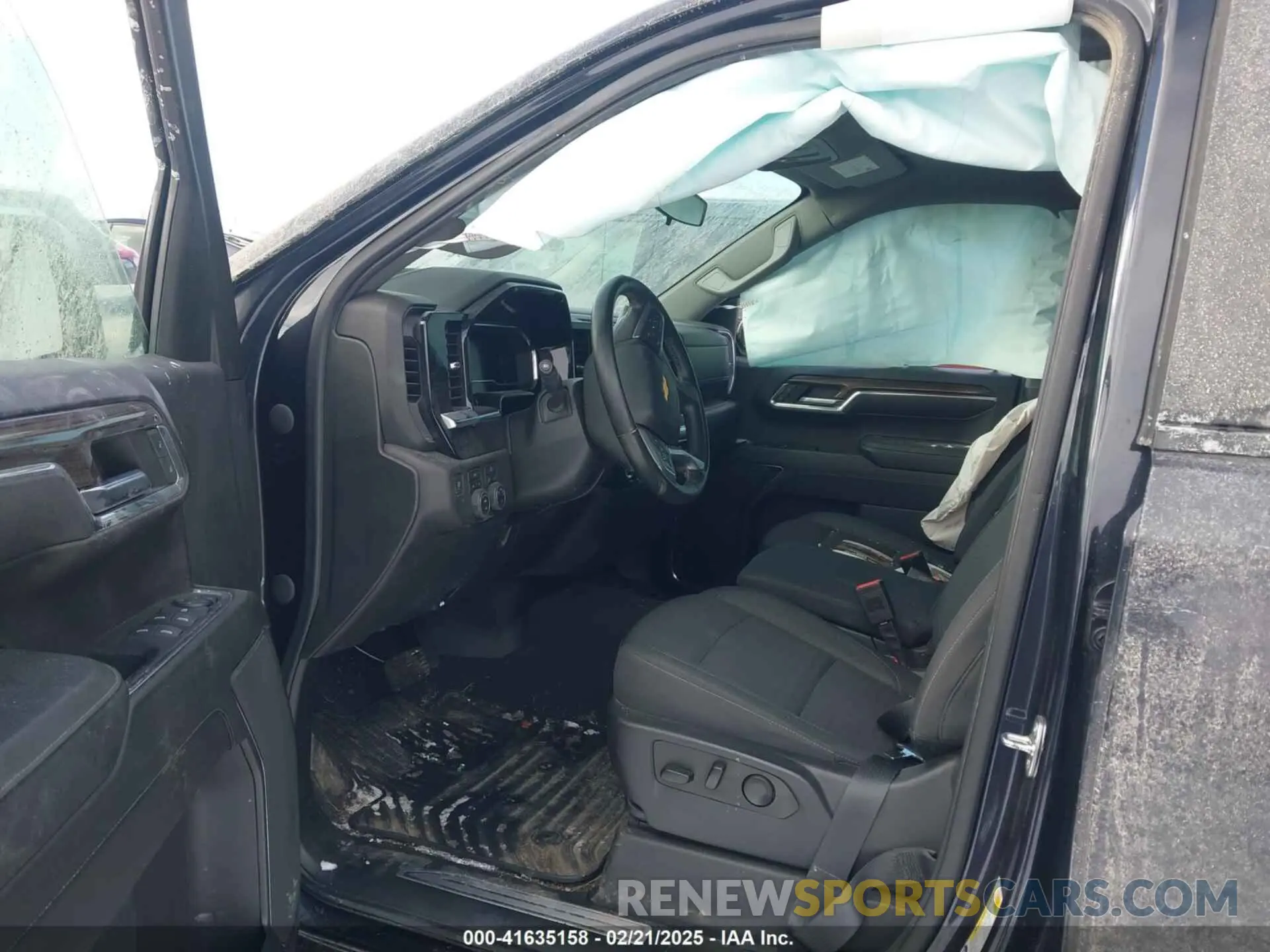 5 Photograph of a damaged car 1GCPDKEK5PZ191350 CHEVROLET SILVERADO 1500 2023