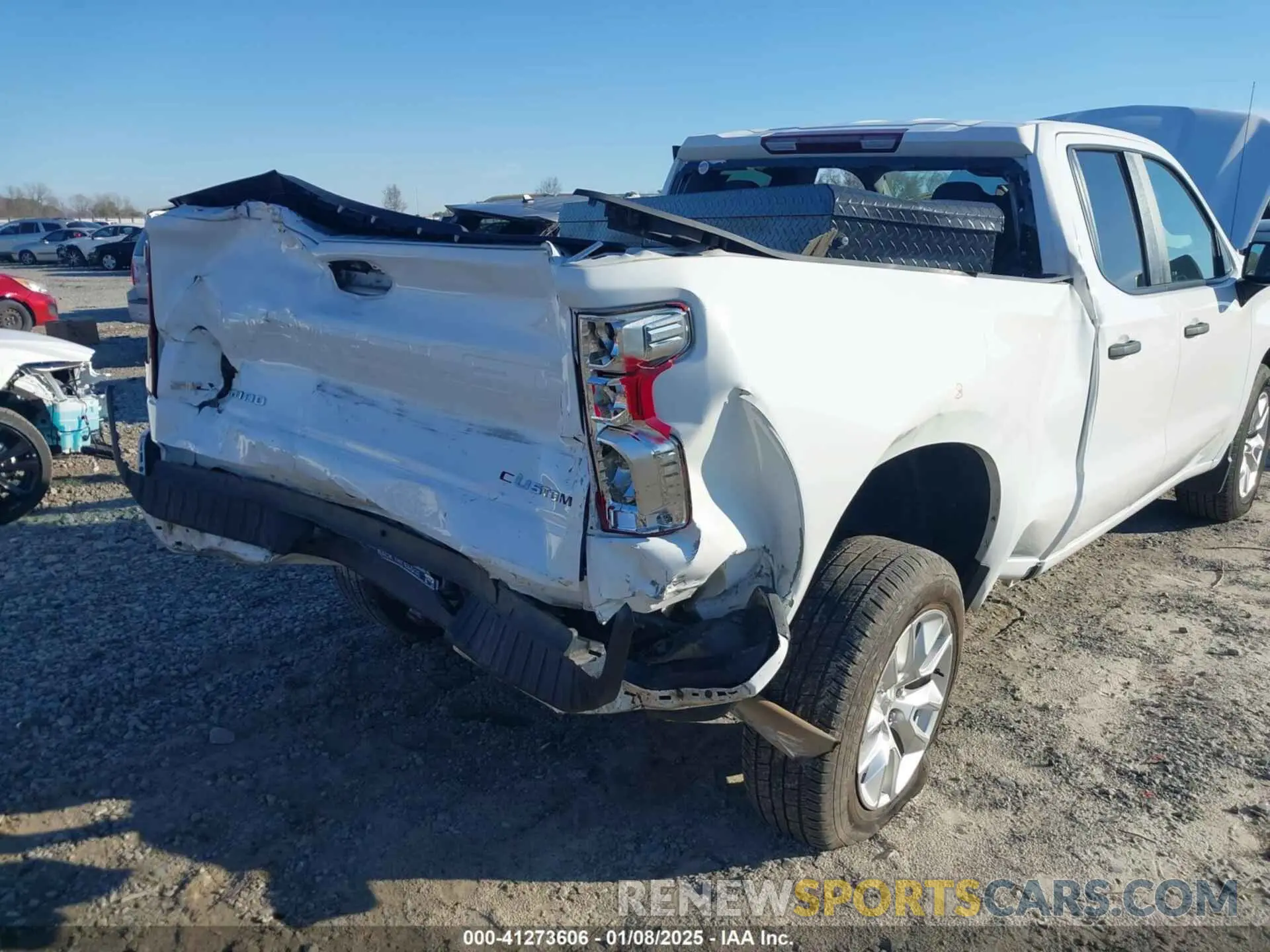 6 Photograph of a damaged car 1GCRABEK7PZ262632 CHEVROLET SILVERADO 1500 2023