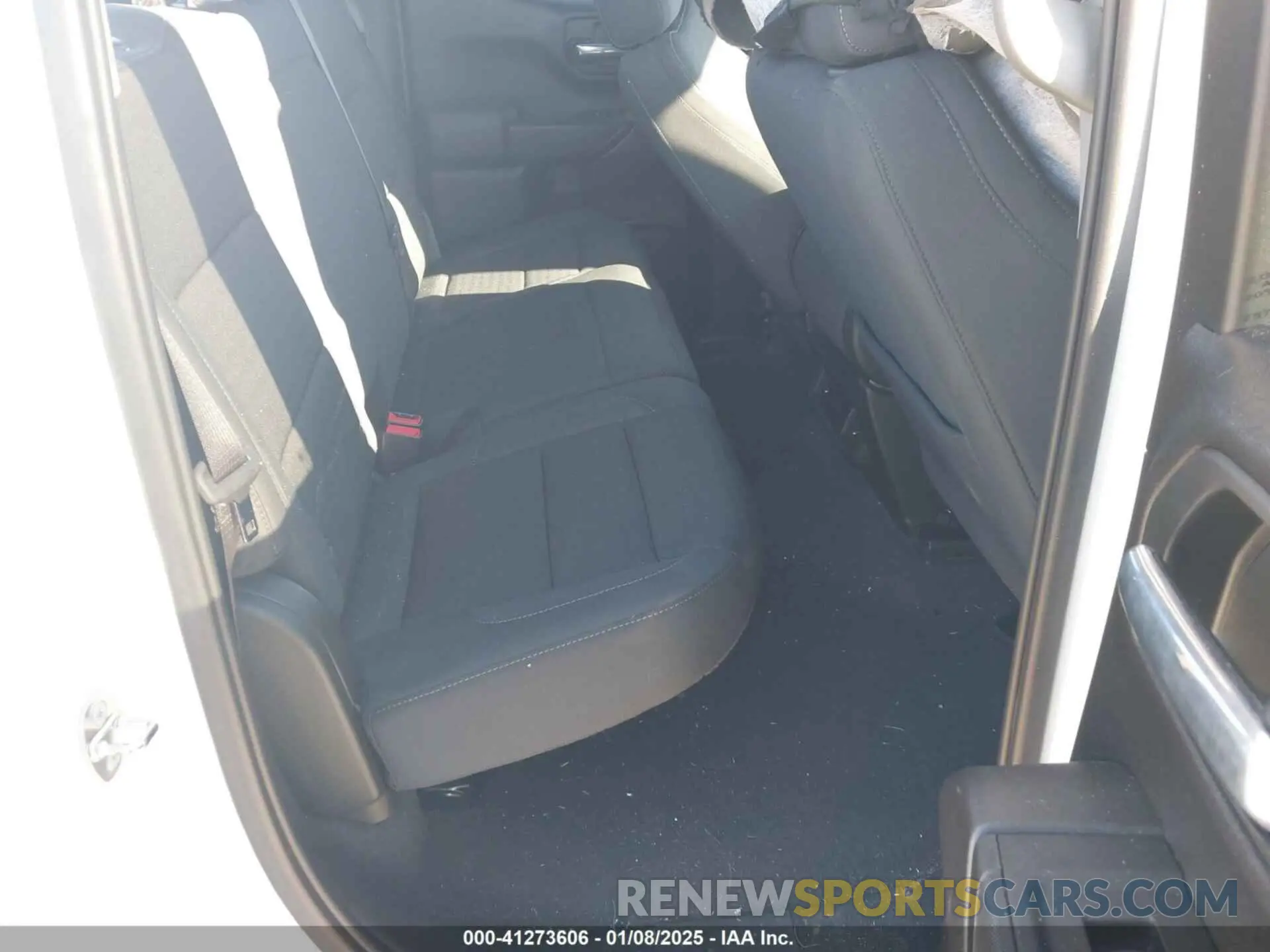 8 Photograph of a damaged car 1GCRABEK7PZ262632 CHEVROLET SILVERADO 1500 2023
