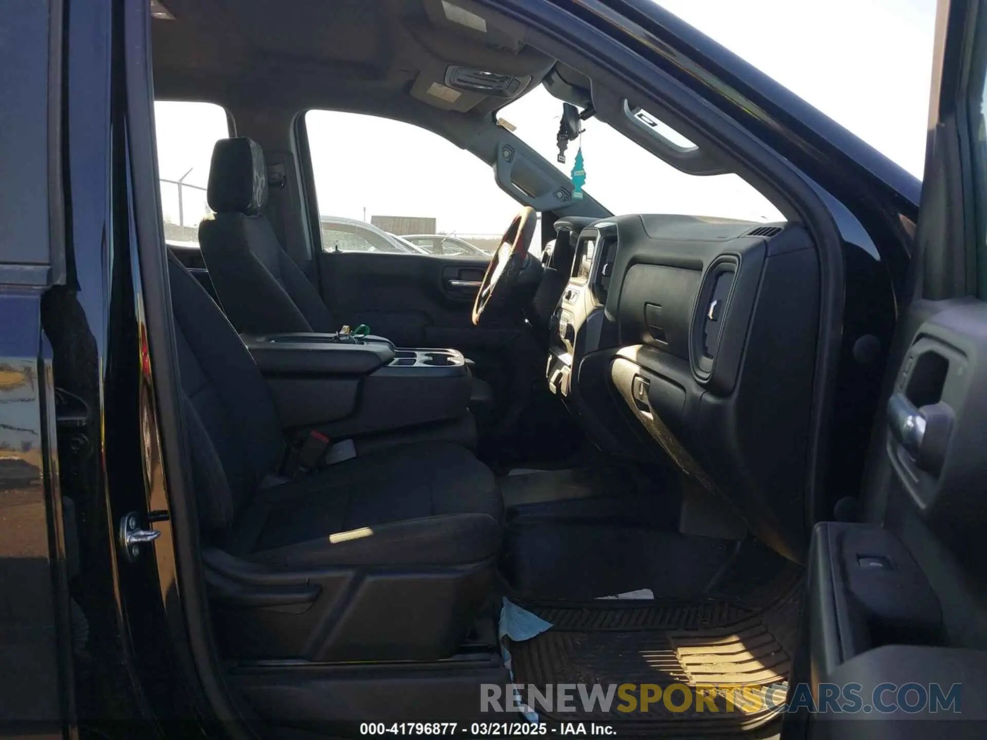 5 Photograph of a damaged car 1GCRDAEK1PZ231054 CHEVROLET SILVERADO 1500 2023