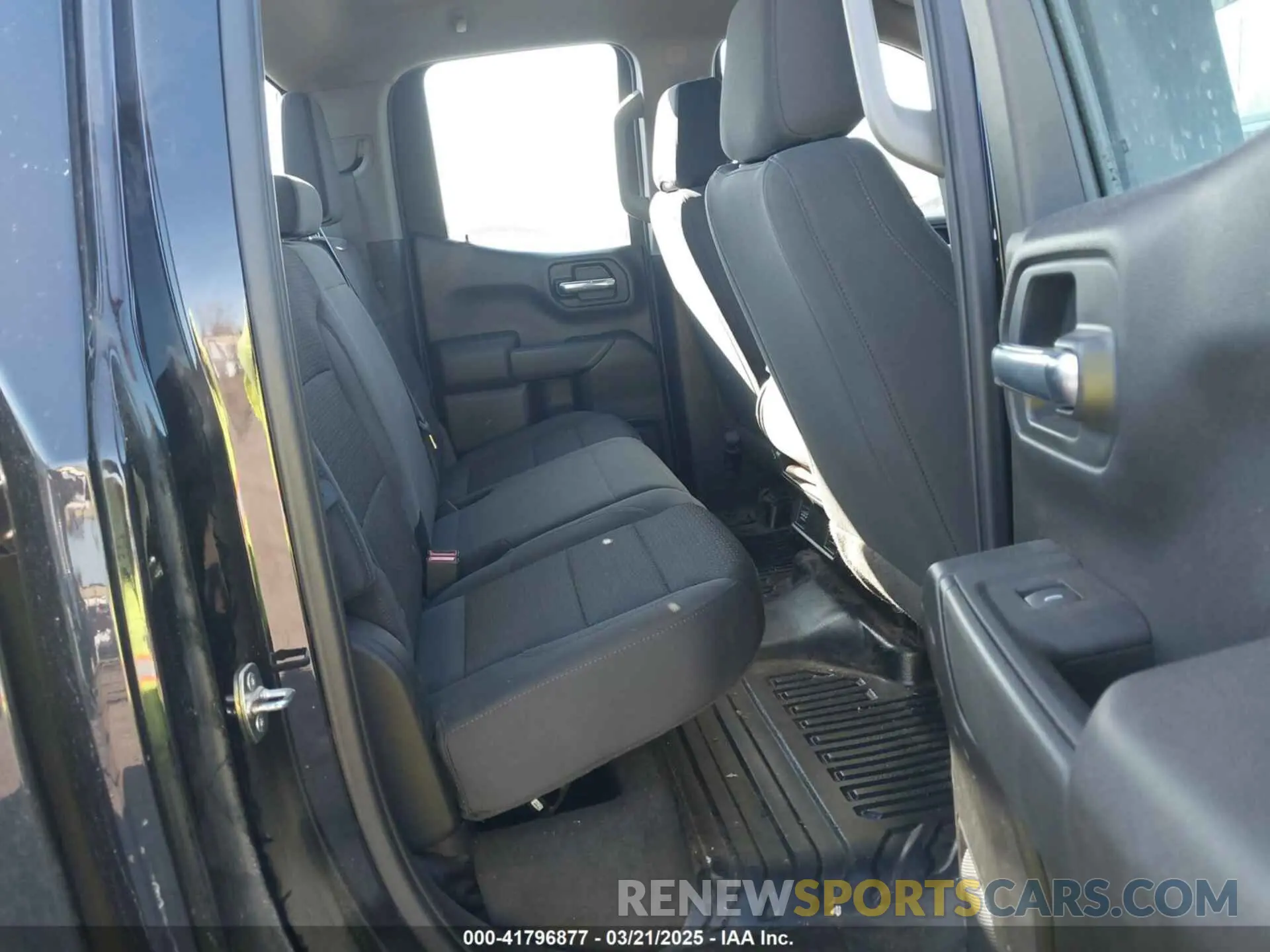 8 Photograph of a damaged car 1GCRDAEK1PZ231054 CHEVROLET SILVERADO 1500 2023