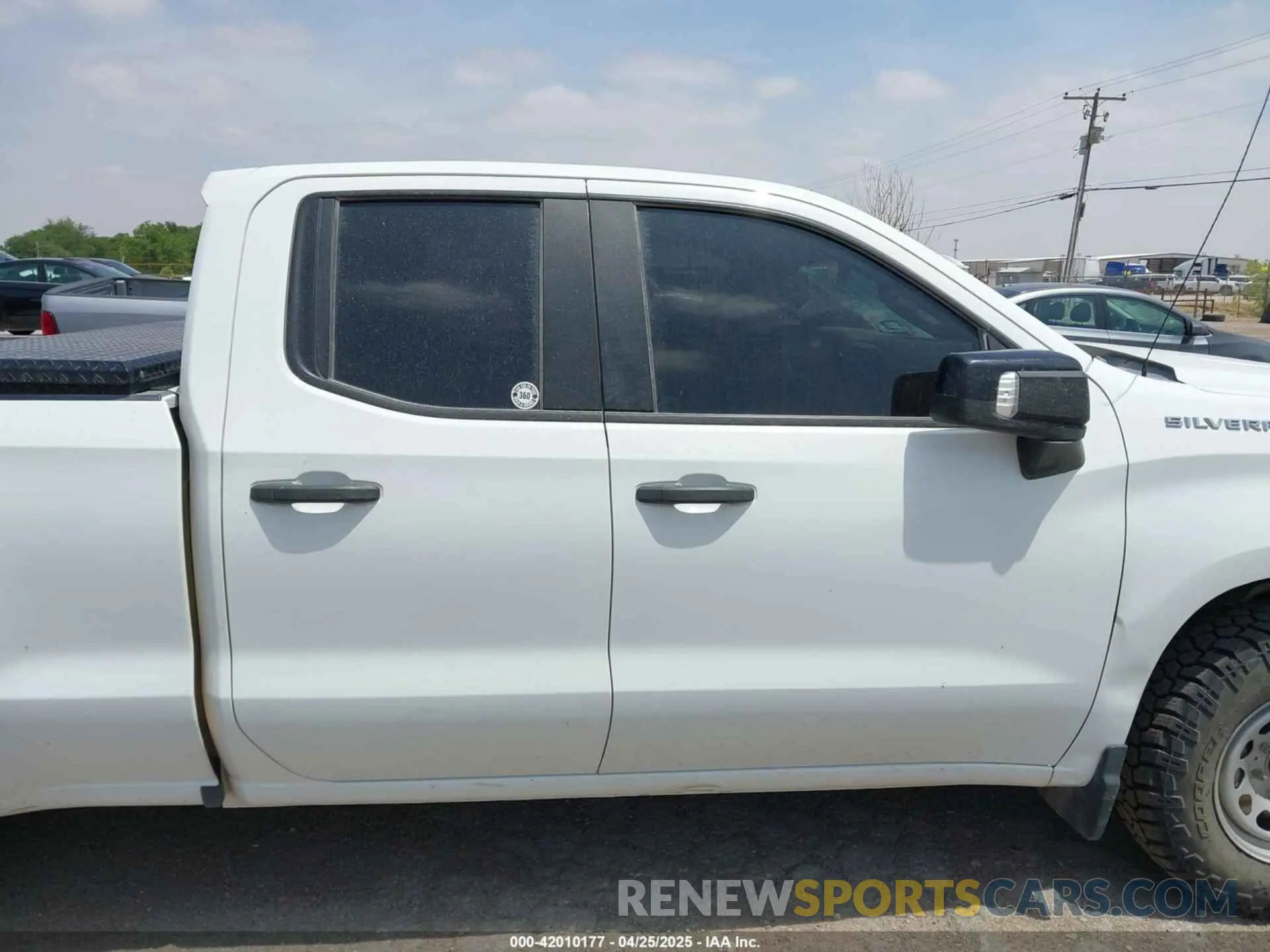 14 Photograph of a damaged car 1GCRDAEK6PZ154228 CHEVROLET SILVERADO 1500 2023