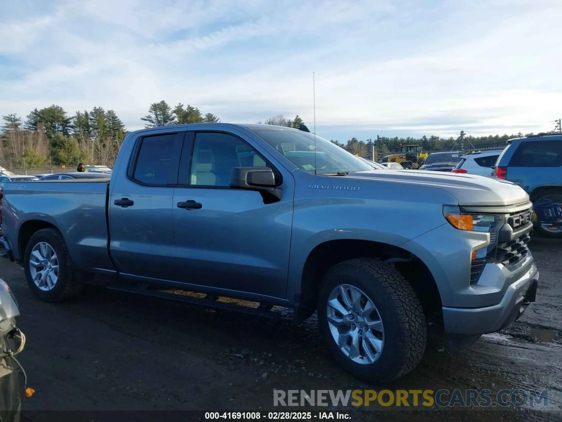 13 Photograph of a damaged car 1GCRDBEK2PZ283587 CHEVROLET SILVERADO 1500 2023