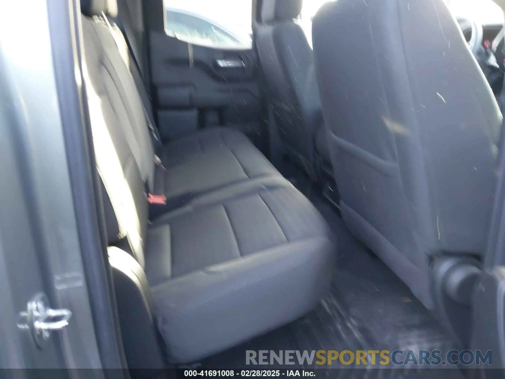 8 Photograph of a damaged car 1GCRDBEK2PZ283587 CHEVROLET SILVERADO 1500 2023