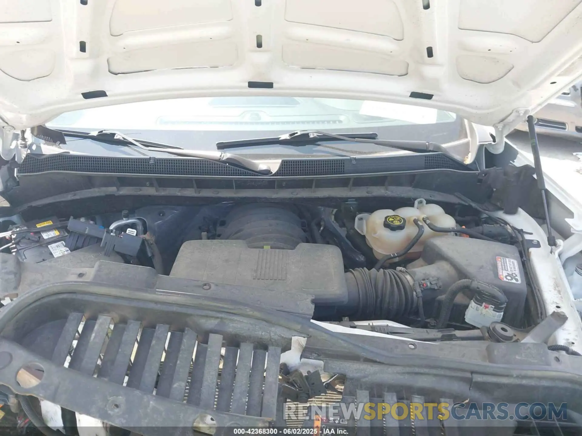 10 Photograph of a damaged car 1GCUDAED4PZ181553 CHEVROLET SILVERADO 1500 2023