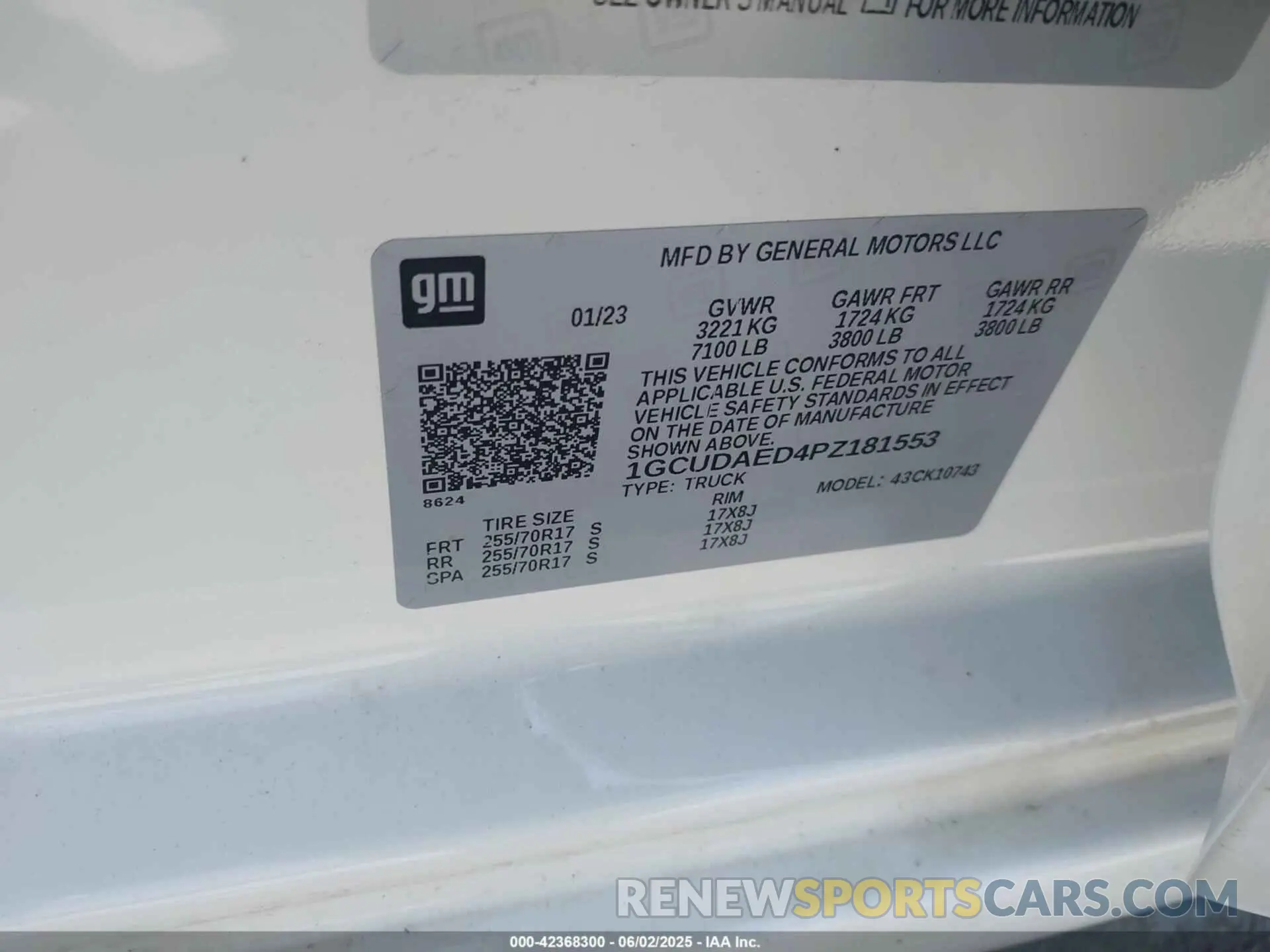 9 Photograph of a damaged car 1GCUDAED4PZ181553 CHEVROLET SILVERADO 1500 2023