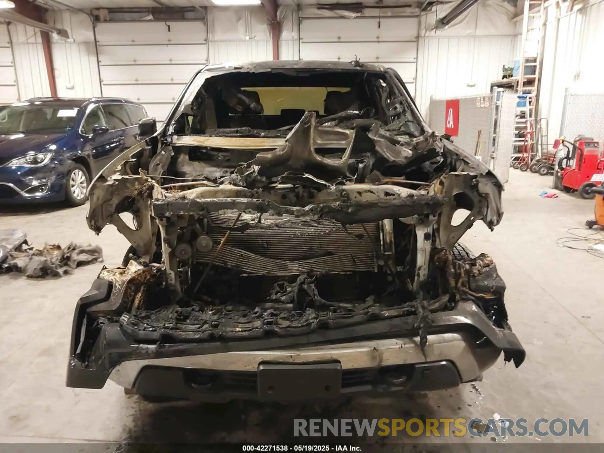 6 Photograph of a damaged car 1GCUDDE89PZ199759 CHEVROLET SILVERADO 1500 2023