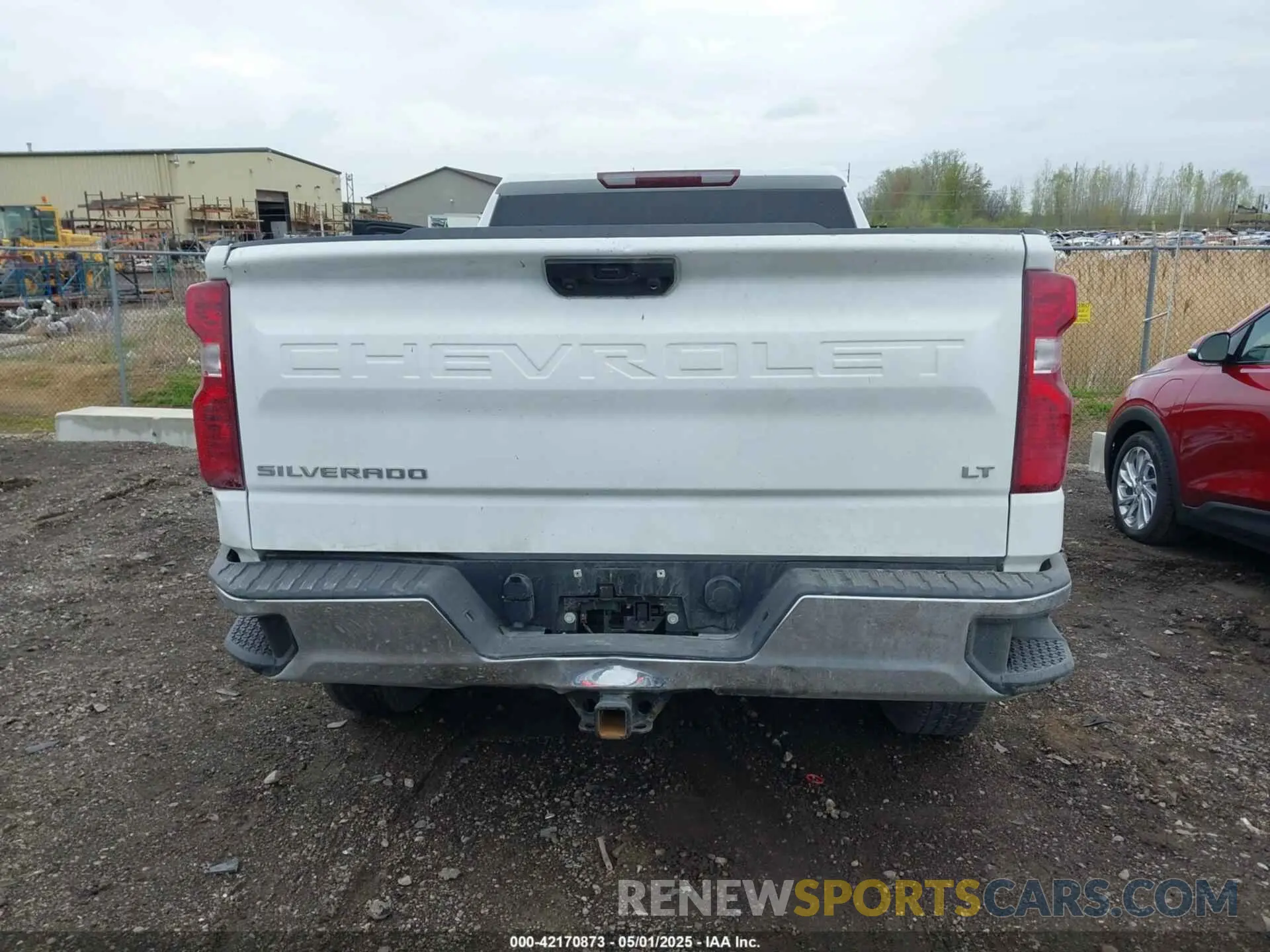 16 Photograph of a damaged car 1GCUDDED2PZ317583 CHEVROLET SILVERADO 1500 2023