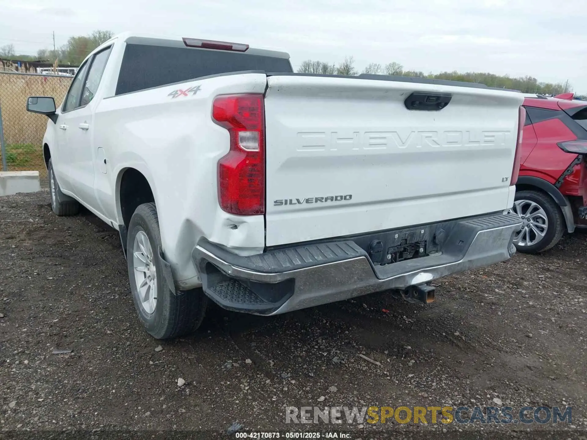 6 Photograph of a damaged car 1GCUDDED2PZ317583 CHEVROLET SILVERADO 1500 2023