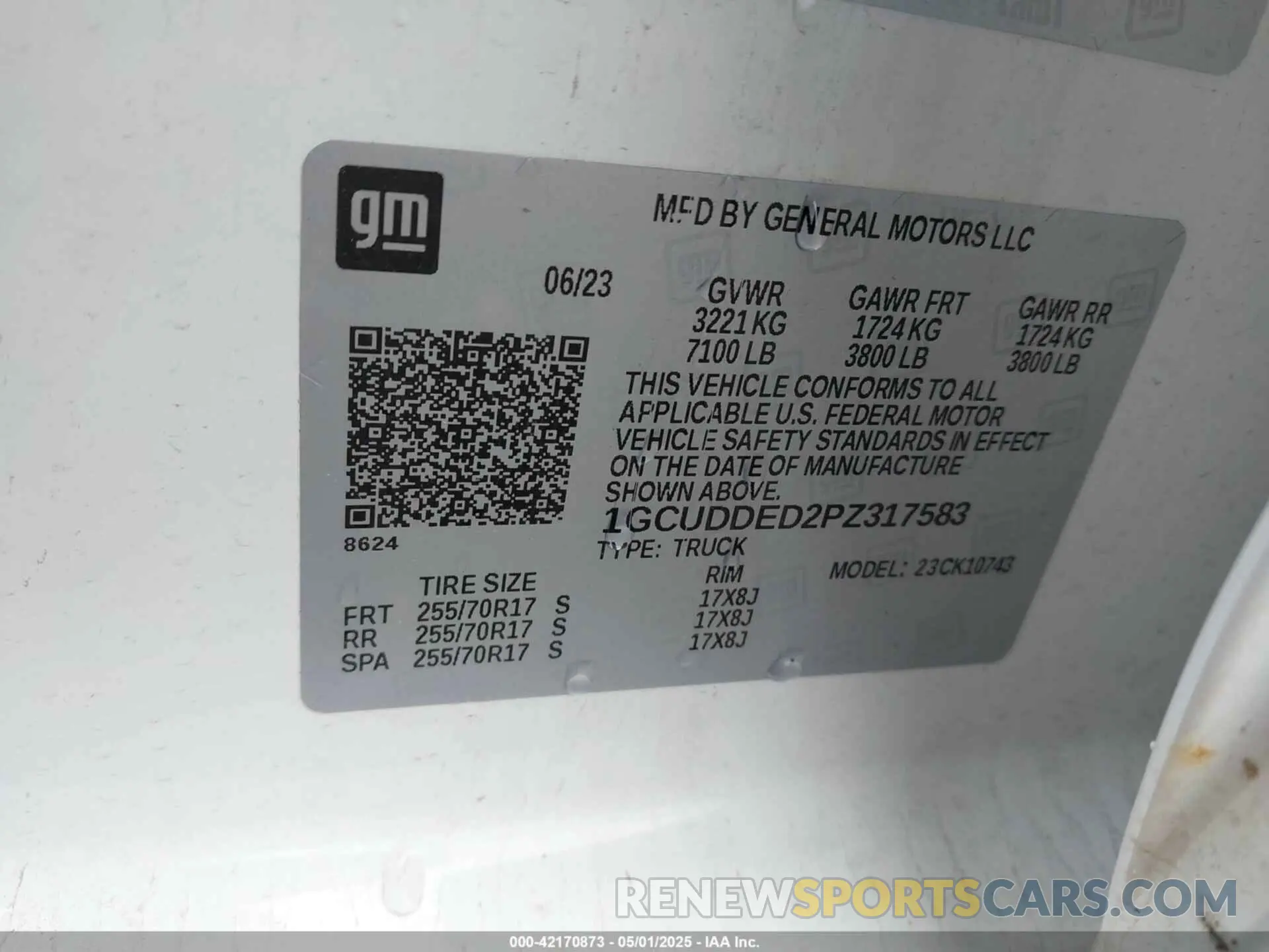 9 Photograph of a damaged car 1GCUDDED2PZ317583 CHEVROLET SILVERADO 1500 2023