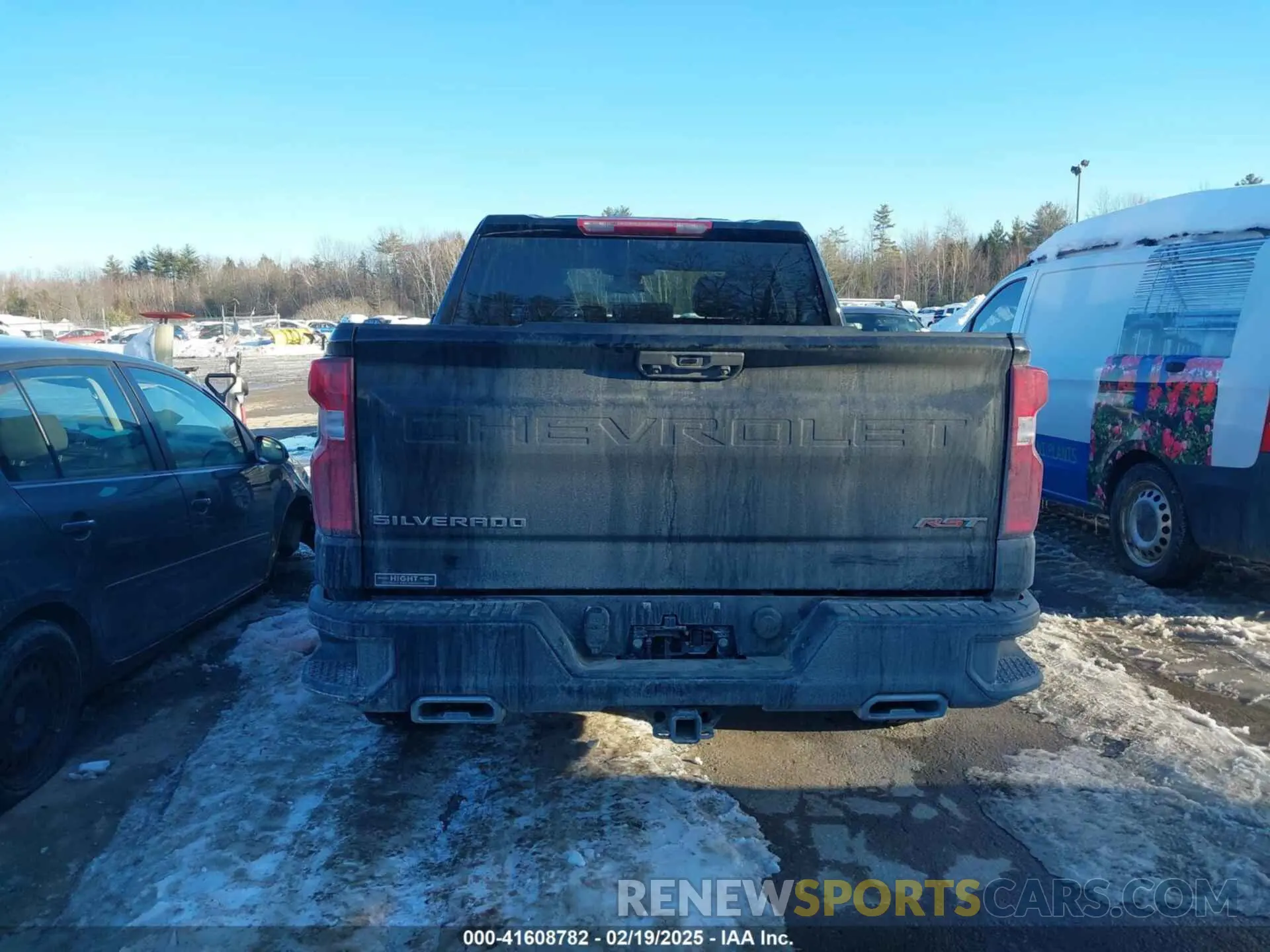 16 Photograph of a damaged car 1GCUDEE81PZ123622 CHEVROLET SILVERADO 1500 2023