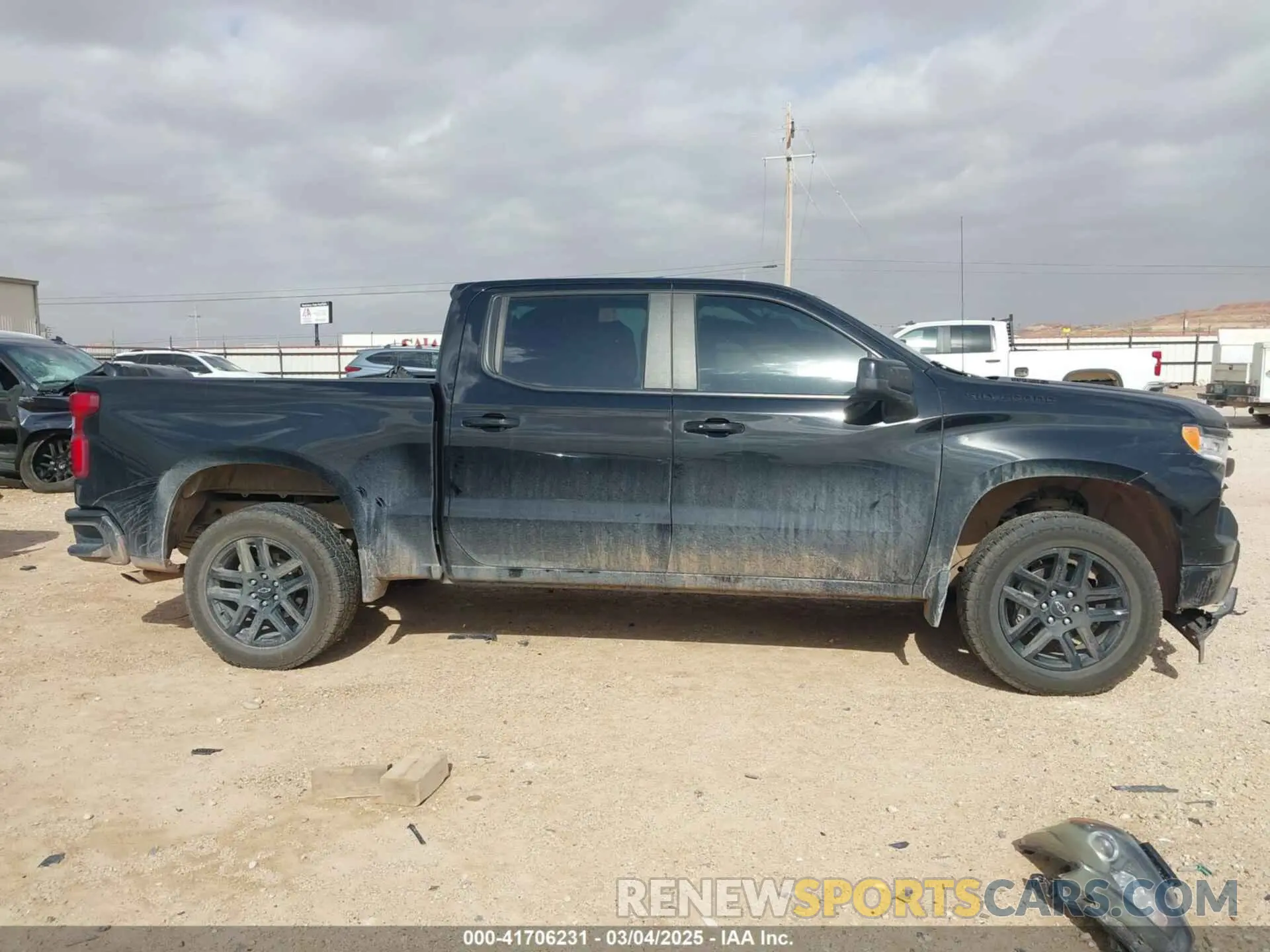 13 Photograph of a damaged car 1GCUDEE83PZ184132 CHEVROLET SILVERADO 1500 2023