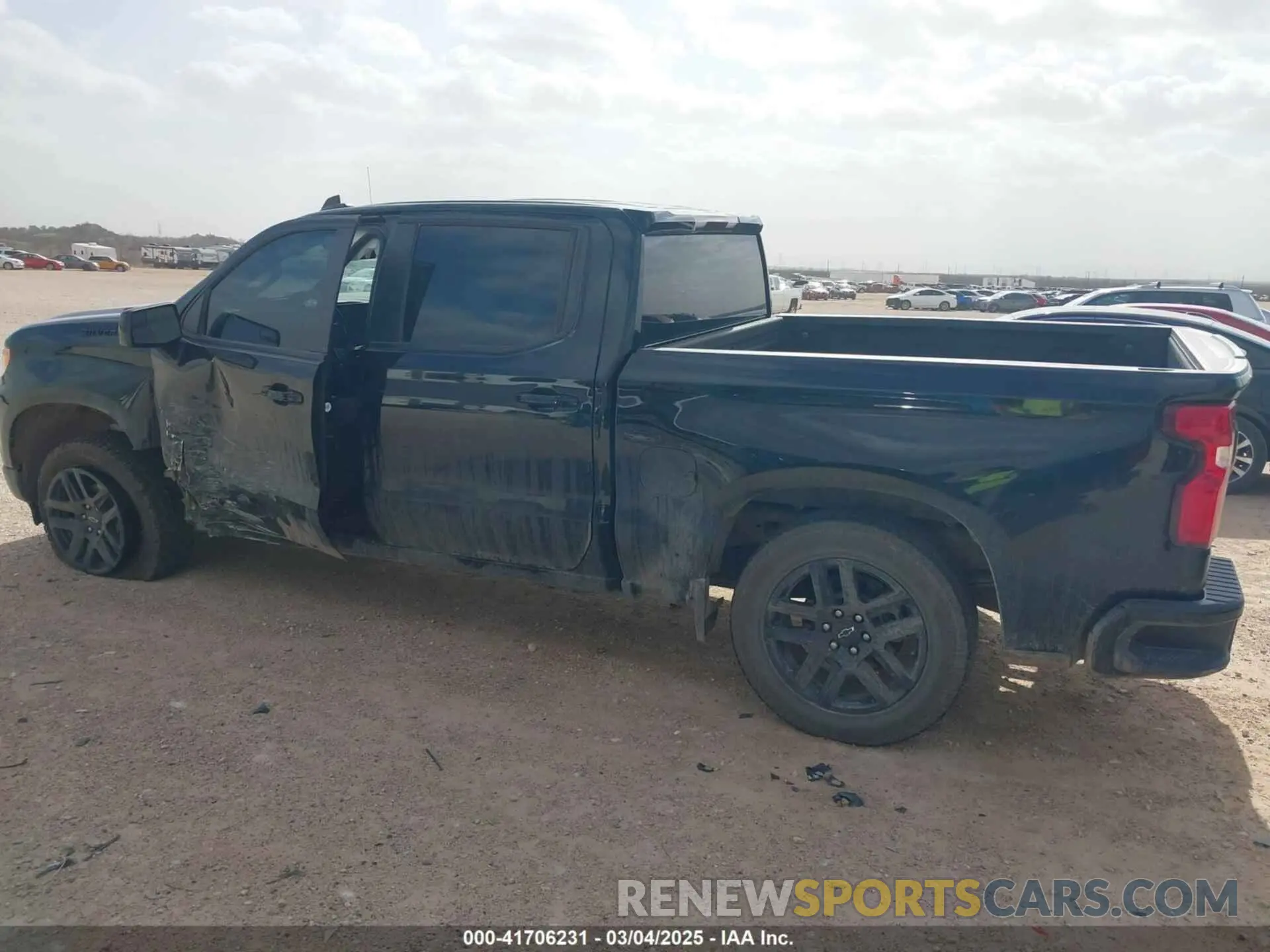 14 Photograph of a damaged car 1GCUDEE83PZ184132 CHEVROLET SILVERADO 1500 2023