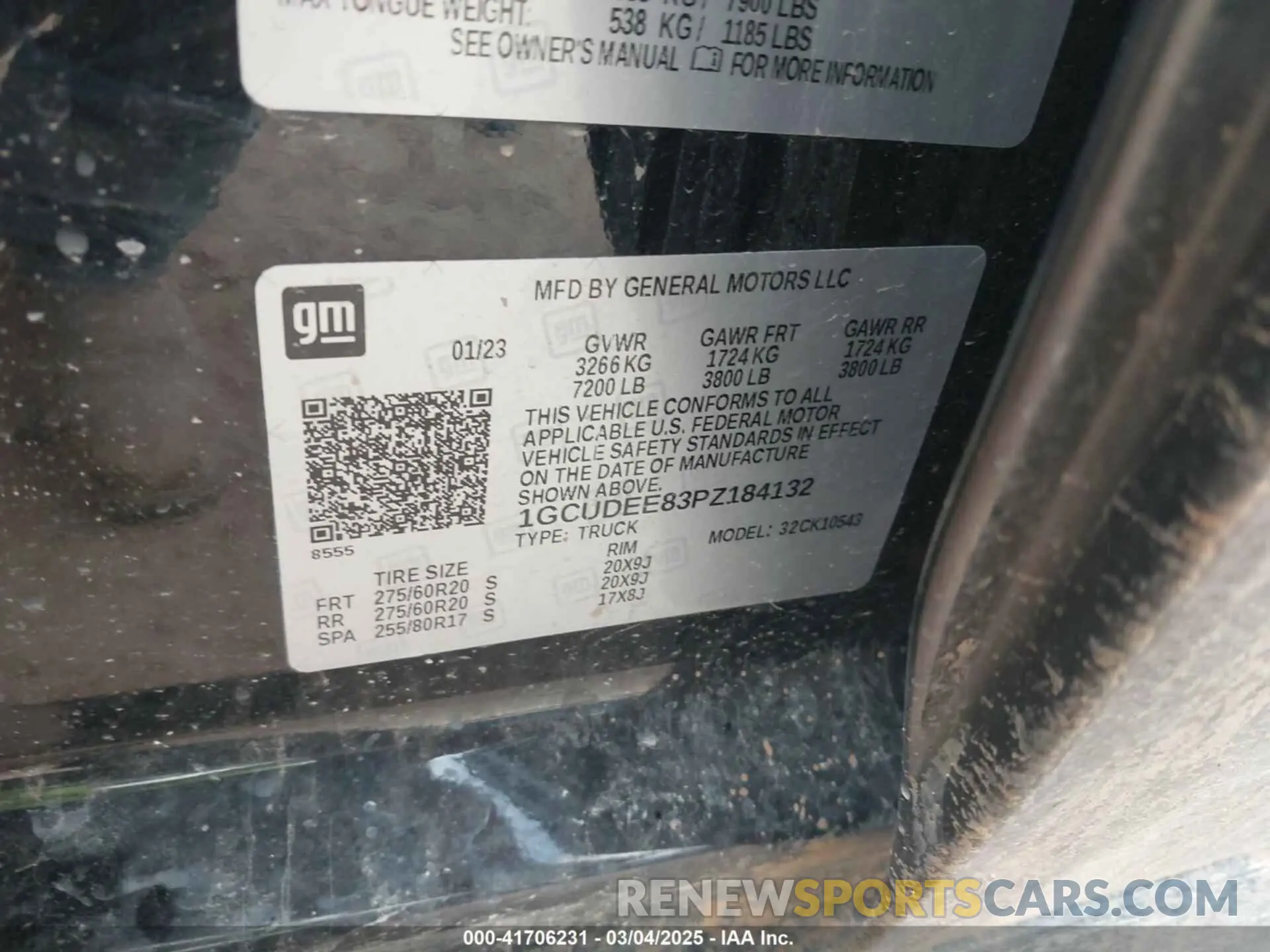 9 Photograph of a damaged car 1GCUDEE83PZ184132 CHEVROLET SILVERADO 1500 2023