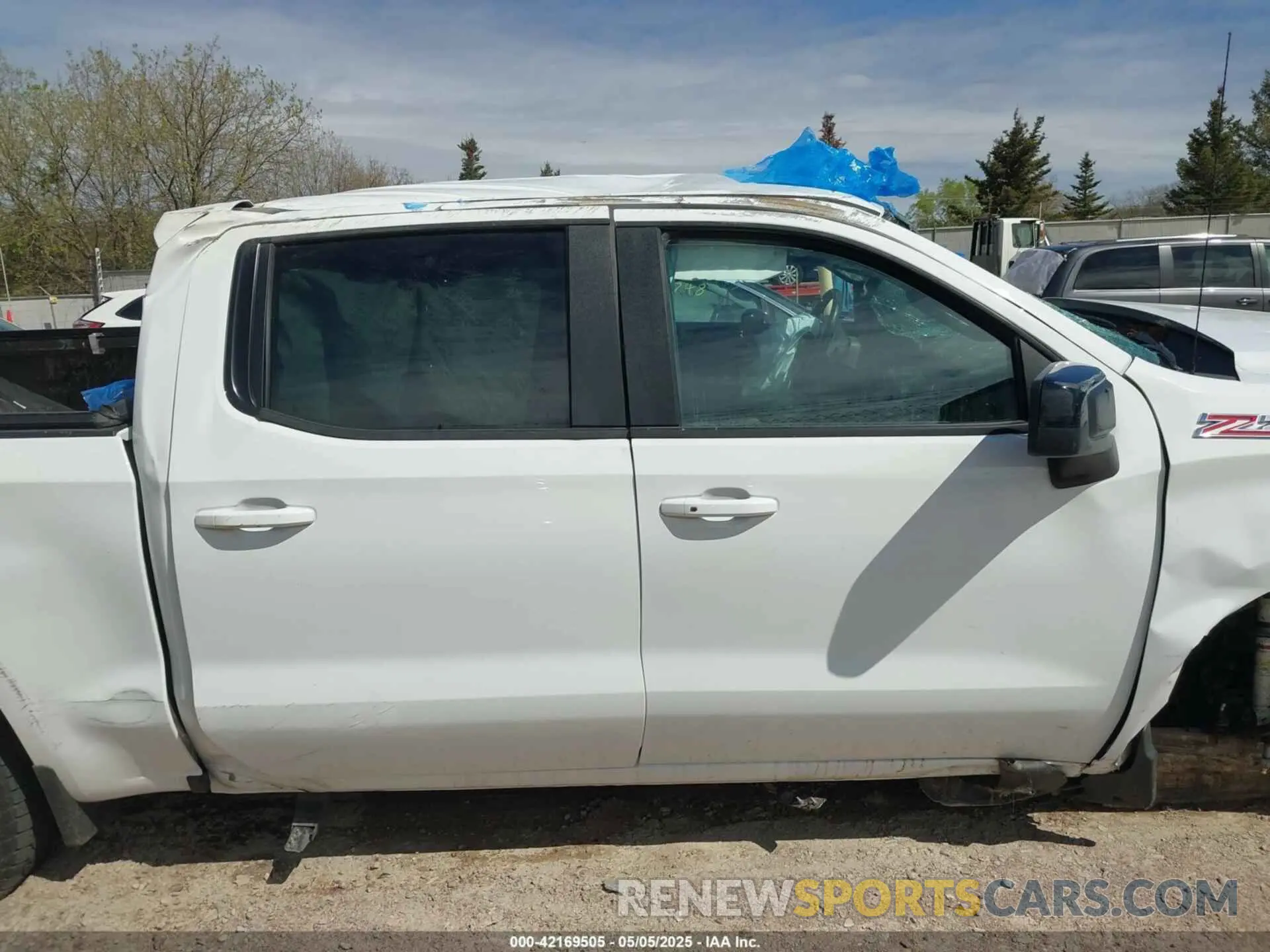 12 Photograph of a damaged car 1GCUDEED4PZ126267 CHEVROLET SILVERADO 1500 2023
