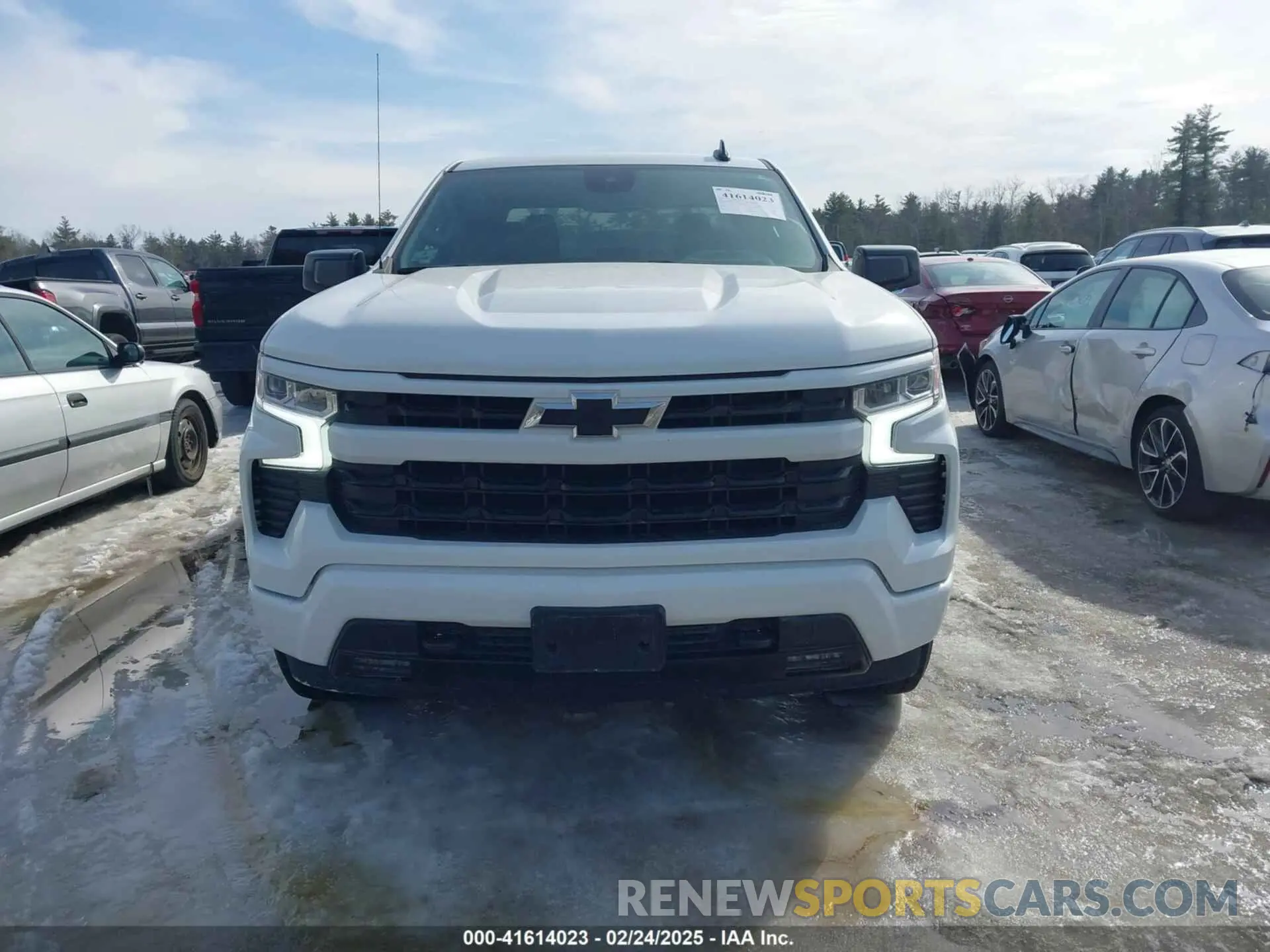 12 Photograph of a damaged car 1GCUDEED8PZ208650 CHEVROLET SILVERADO 1500 2023