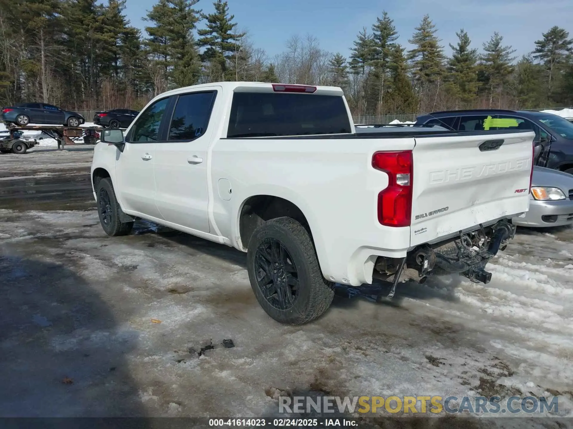 3 Photograph of a damaged car 1GCUDEED8PZ208650 CHEVROLET SILVERADO 1500 2023
