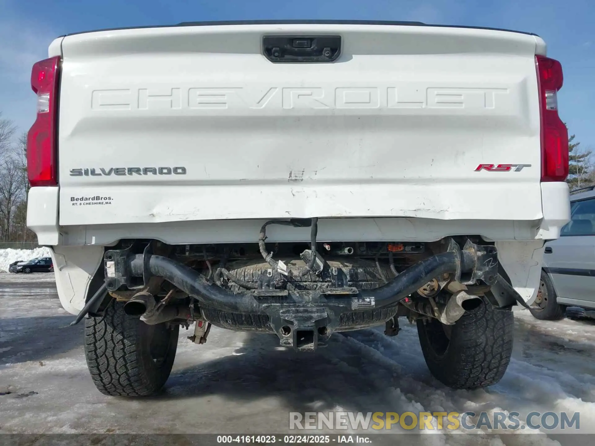 6 Photograph of a damaged car 1GCUDEED8PZ208650 CHEVROLET SILVERADO 1500 2023
