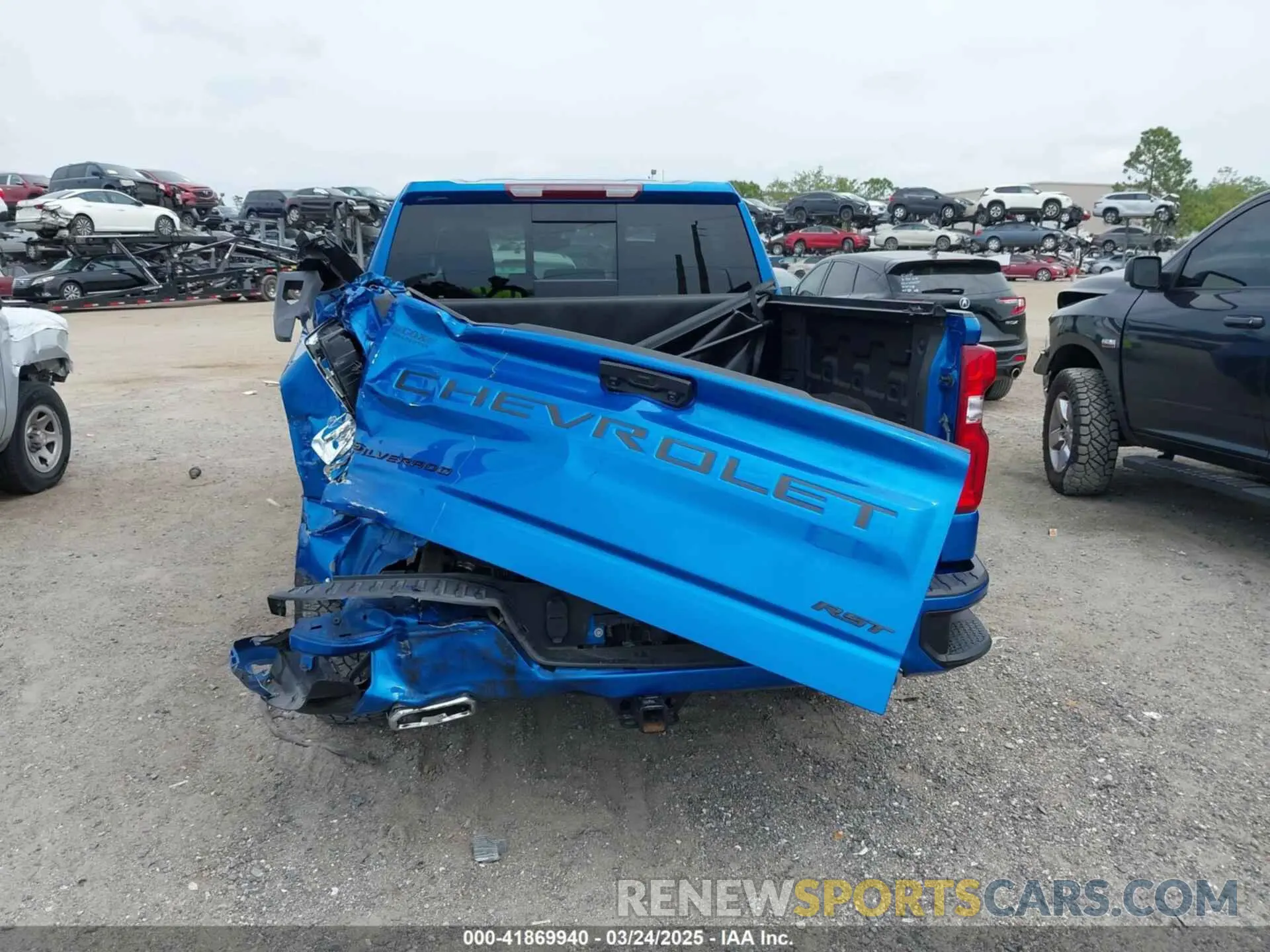6 Photograph of a damaged car 1GCUDEED9PZ188313 CHEVROLET SILVERADO 1500 2023