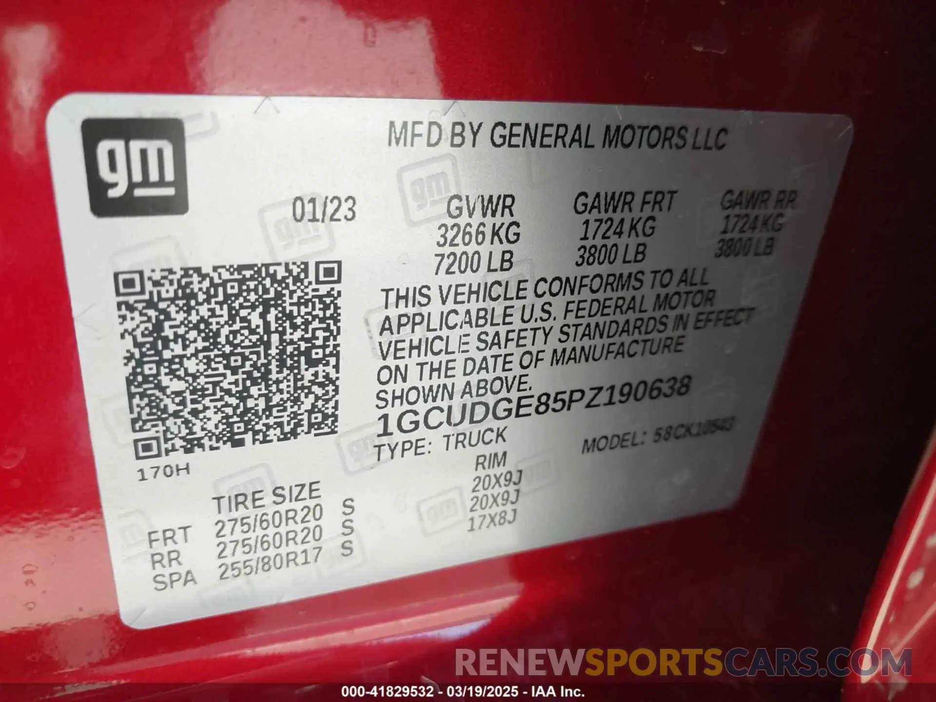 9 Photograph of a damaged car 1GCUDGE85PZ190638 CHEVROLET SILVERADO 1500 2023