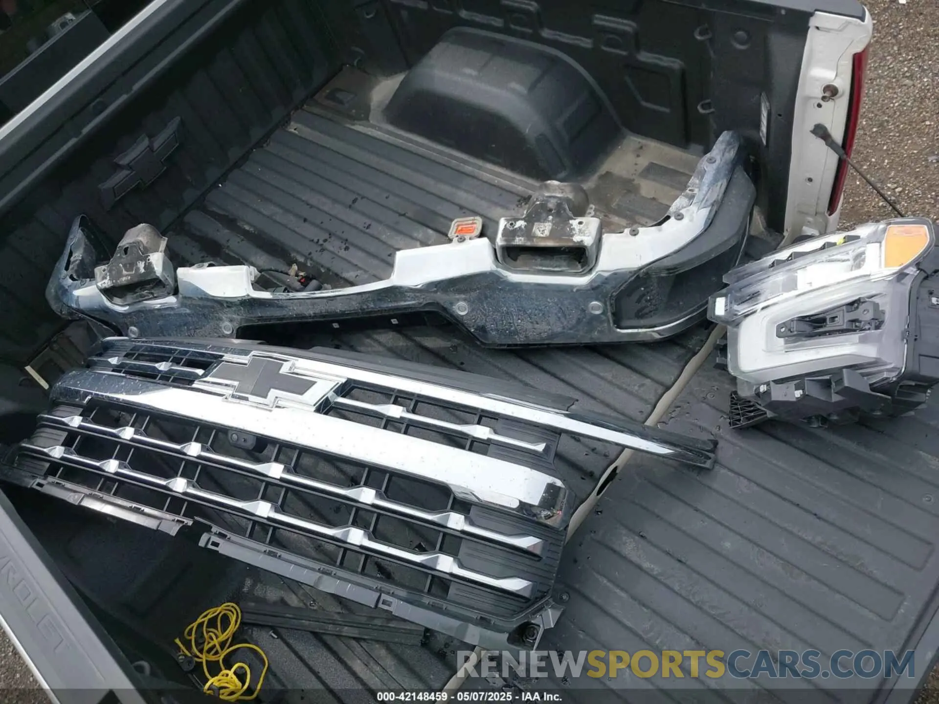 12 Photograph of a damaged car 1GCUDGEL1PZ176790 CHEVROLET SILVERADO 1500 2023